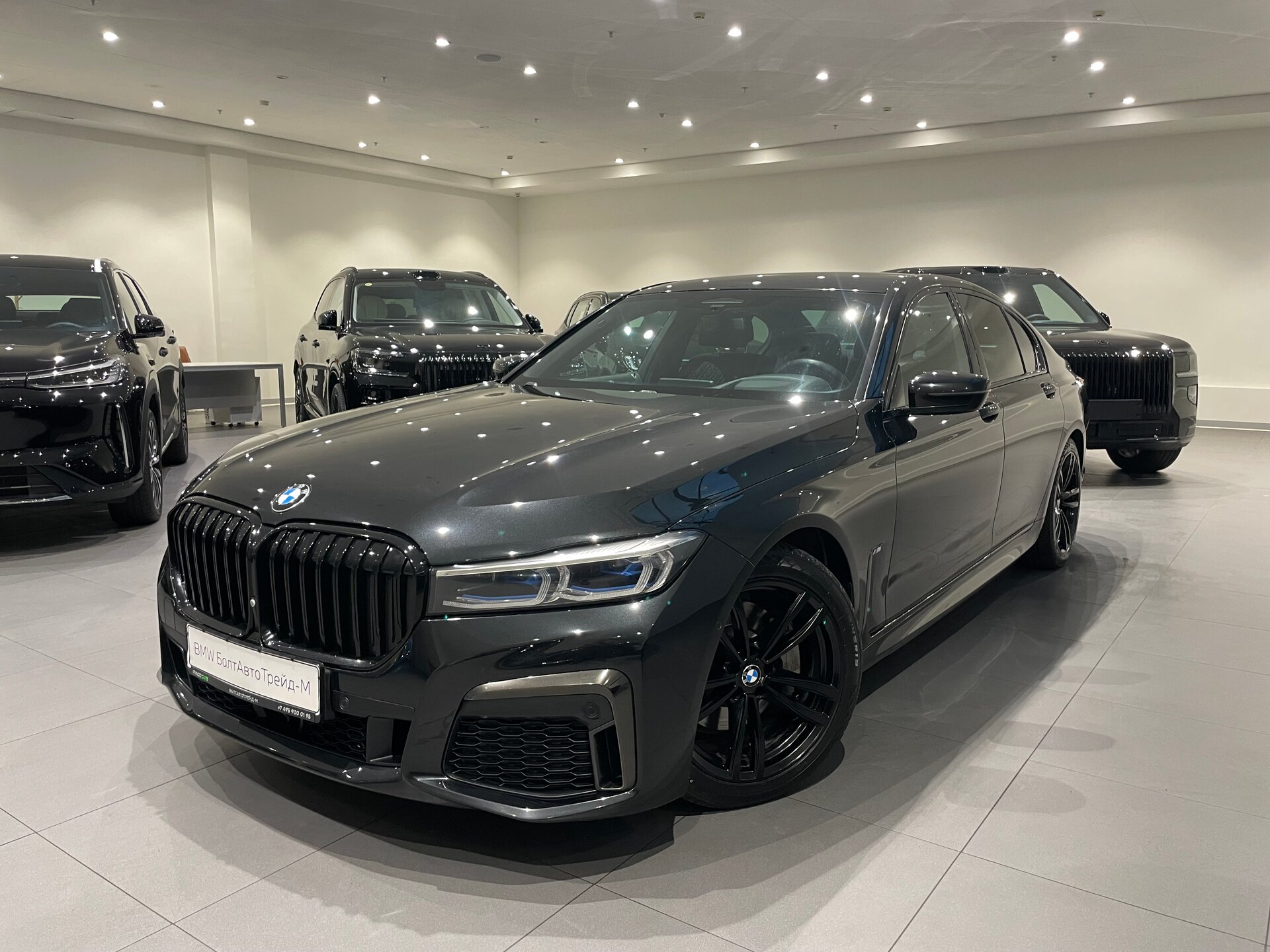 Автомобиль BMW 7 серии 730d xDrive 3.0d AT (249 л.с.) 4WD - 1
