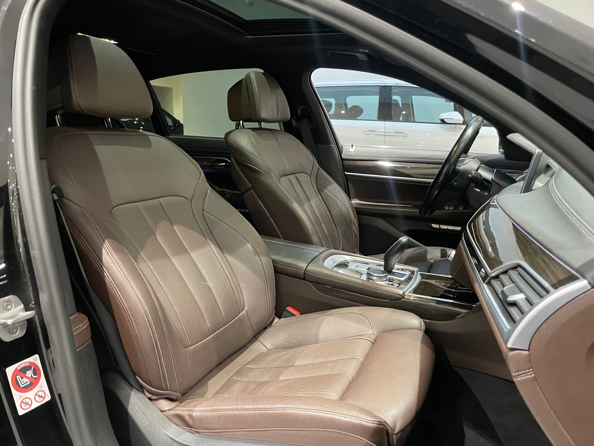 Автомобиль BMW 7 серии 730Ld xDrive 3.0d AT (265 л.с.) 4WD - 12