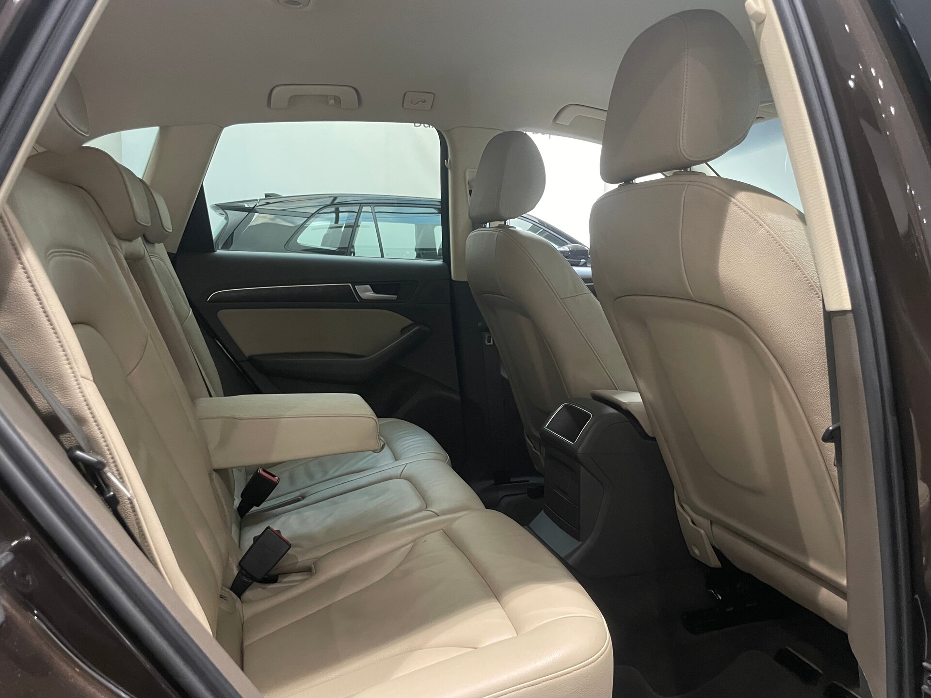 Автомобиль Audi Q5 2.0 AT (225 л.с.) 4WD - 10