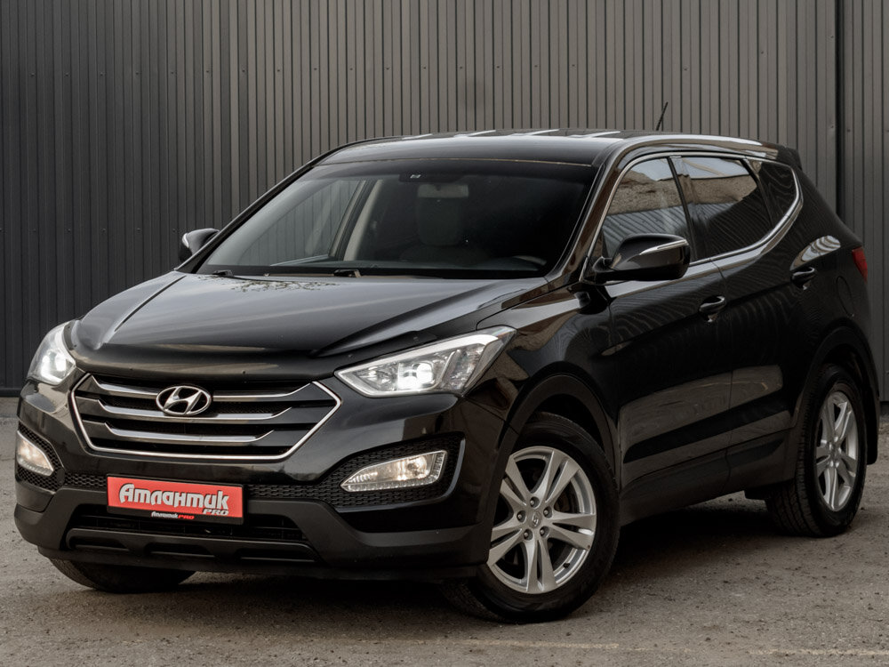 Купить Hyundai Santa Fe 2.4 AT (175 л.с.) 4WD, 2013 в Екатеренбурге