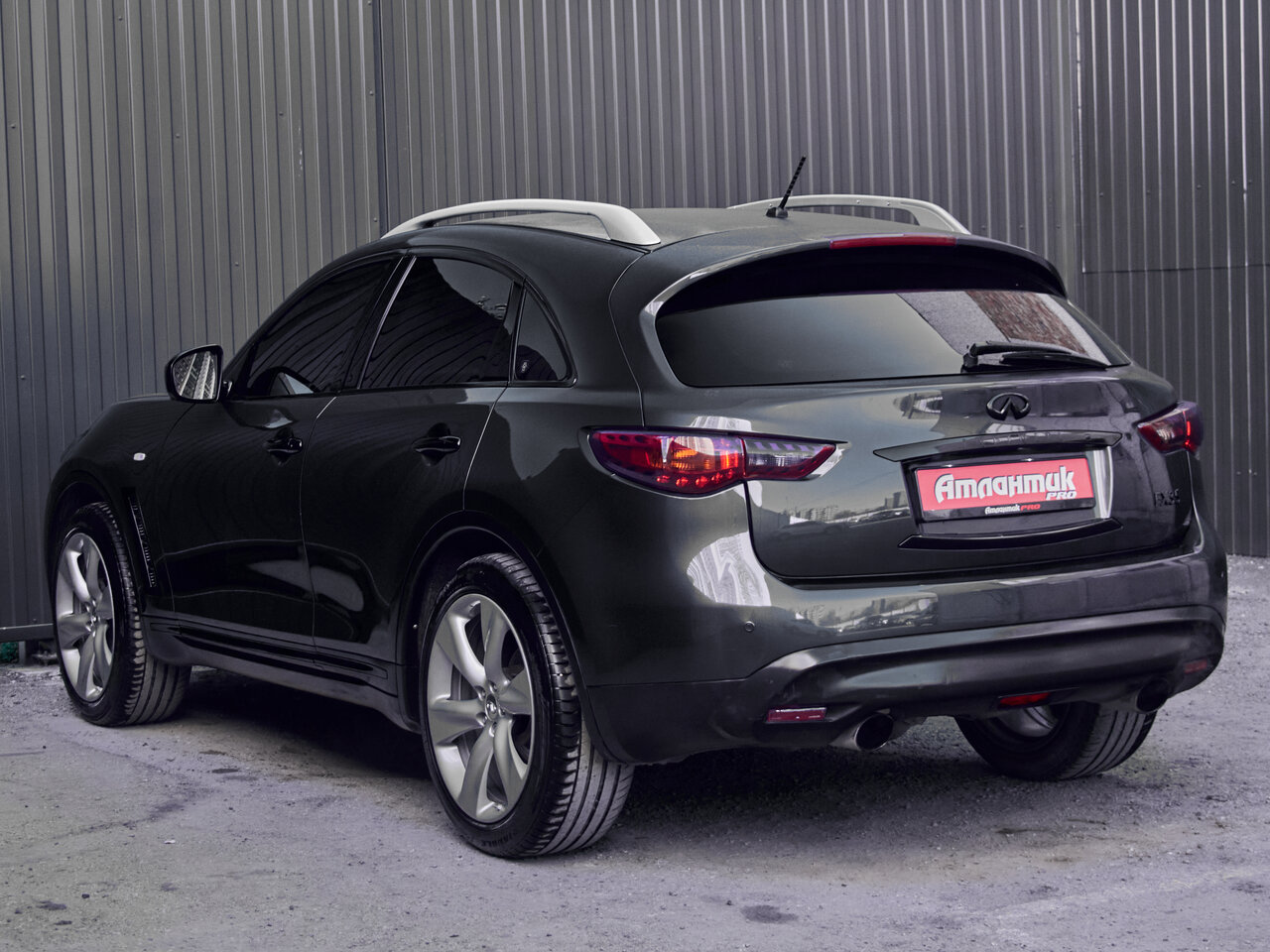 Купить Infiniti FX FX35 3.5 AT (307 л.с.) 4WD, 2009 в Екатеренбурге