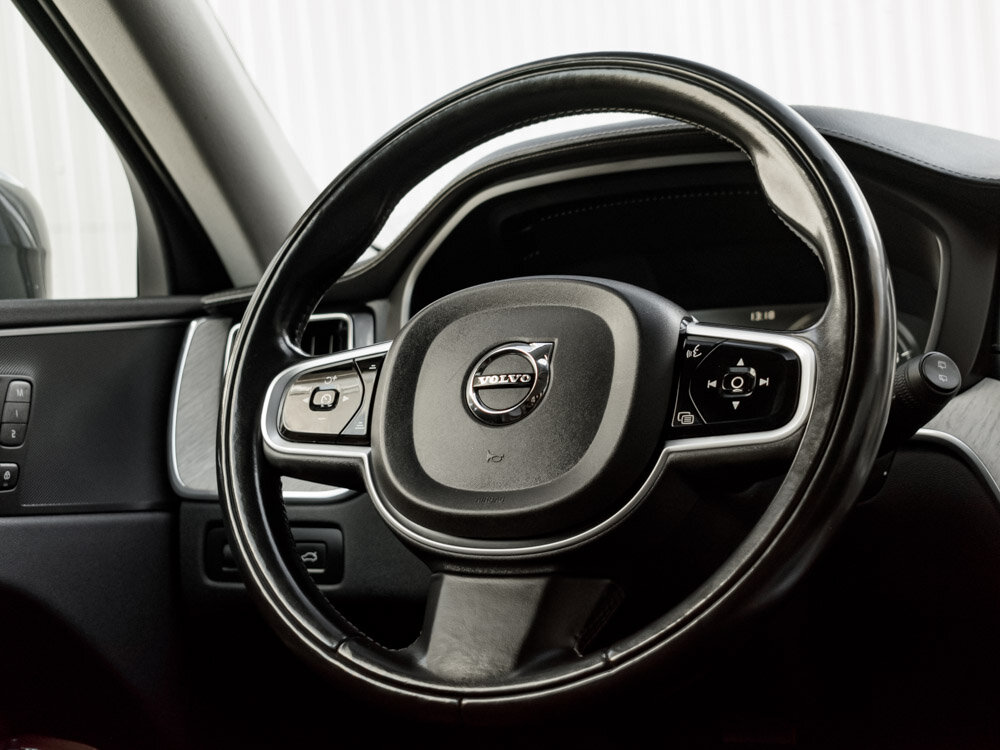 Купить Volvo XC60 2.0 AT (249 л.с.) 4WD, 2018 в Екатеренбурге