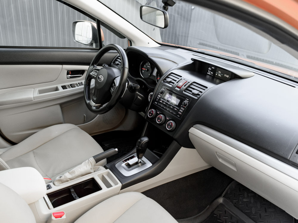 Купить Subaru XV 2.0 CVT (150 л.с.) 4WD, 2012 в Екатеренбурге