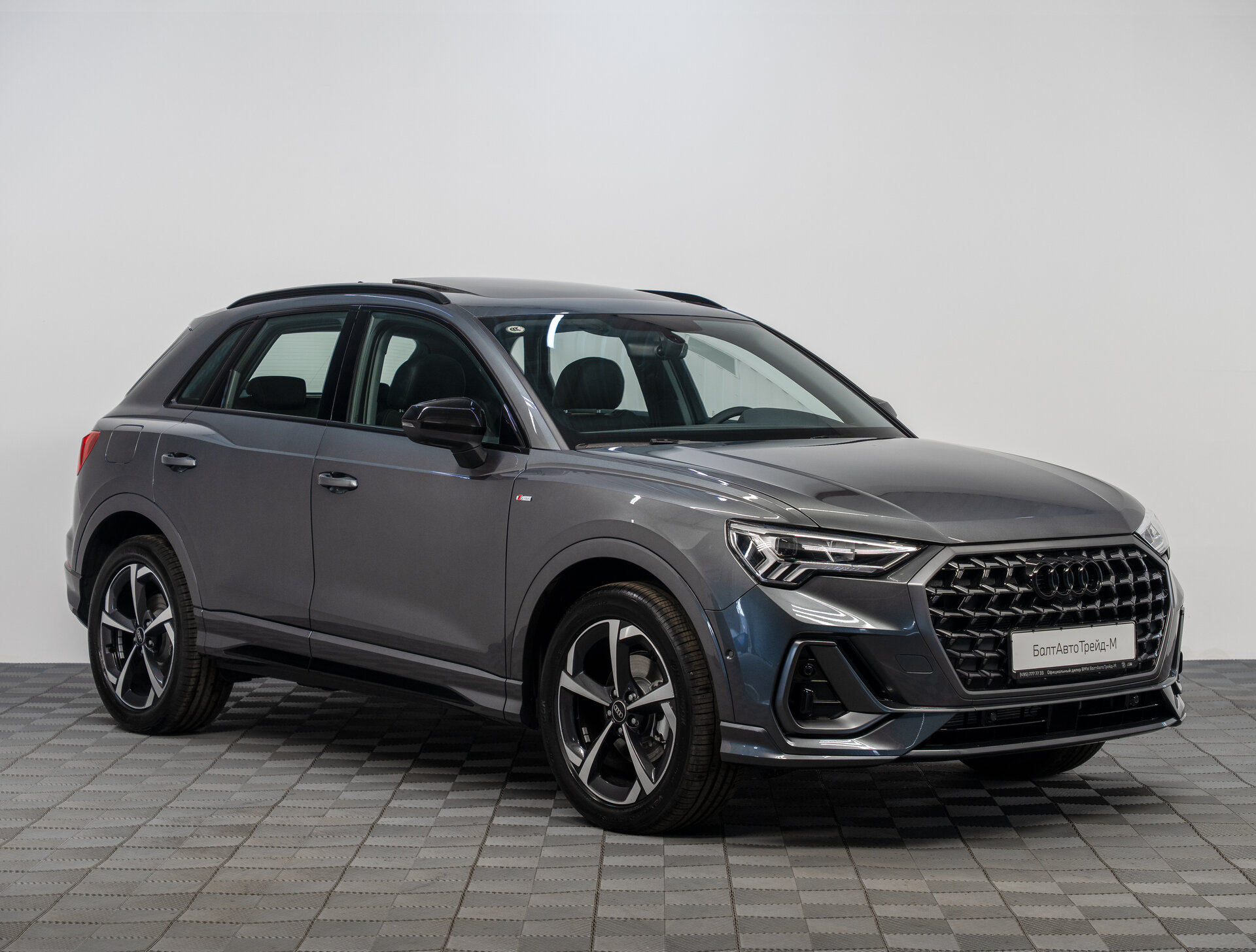 Автомобиль Audi Q3 35 TFSI 1.5 AMT (160 л.с.) - 3
