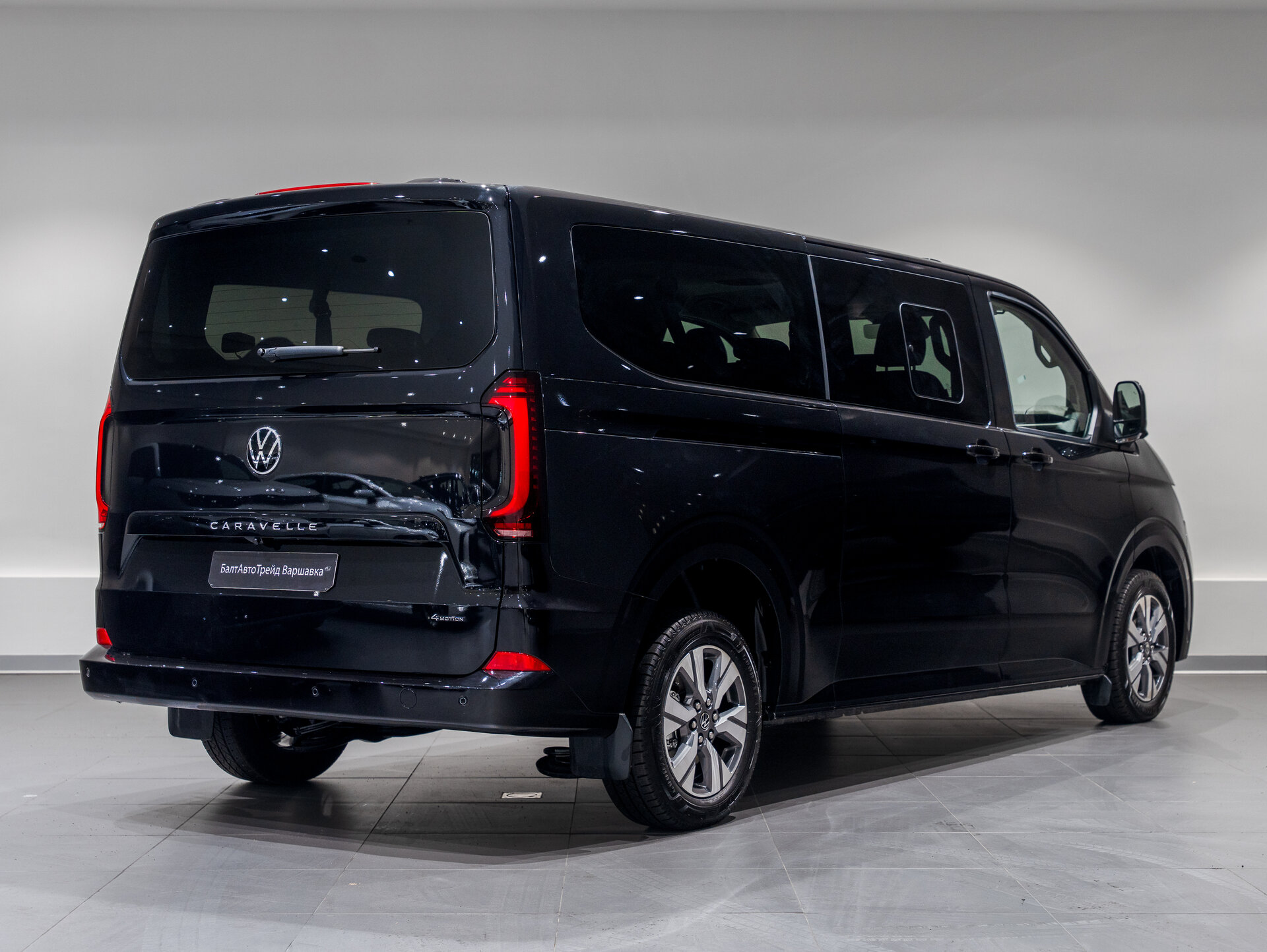 Автомобиль Volkswagen Caravelle 2.0d AT (170 л.с.) 4WD - 6