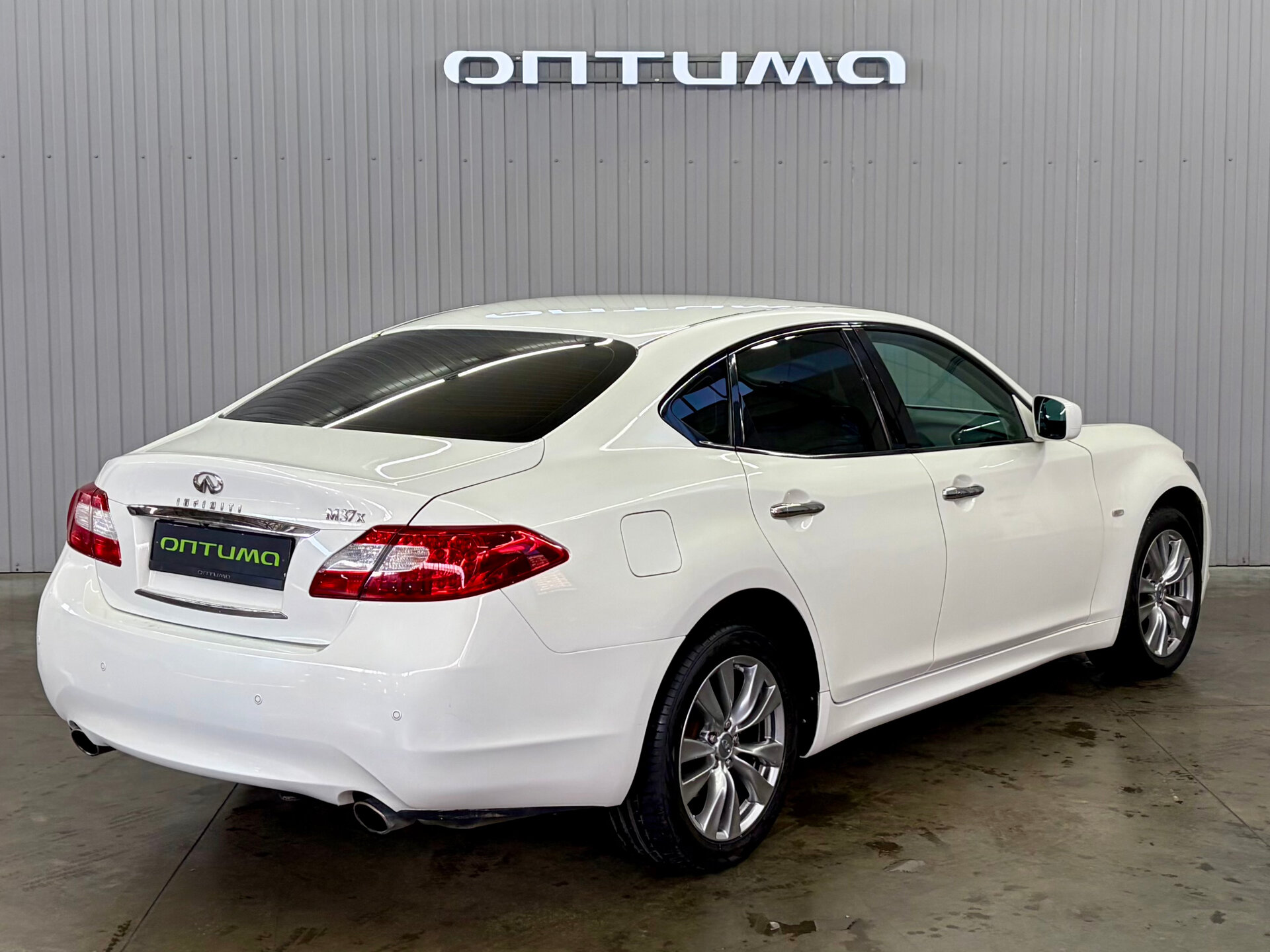 Infiniti M 