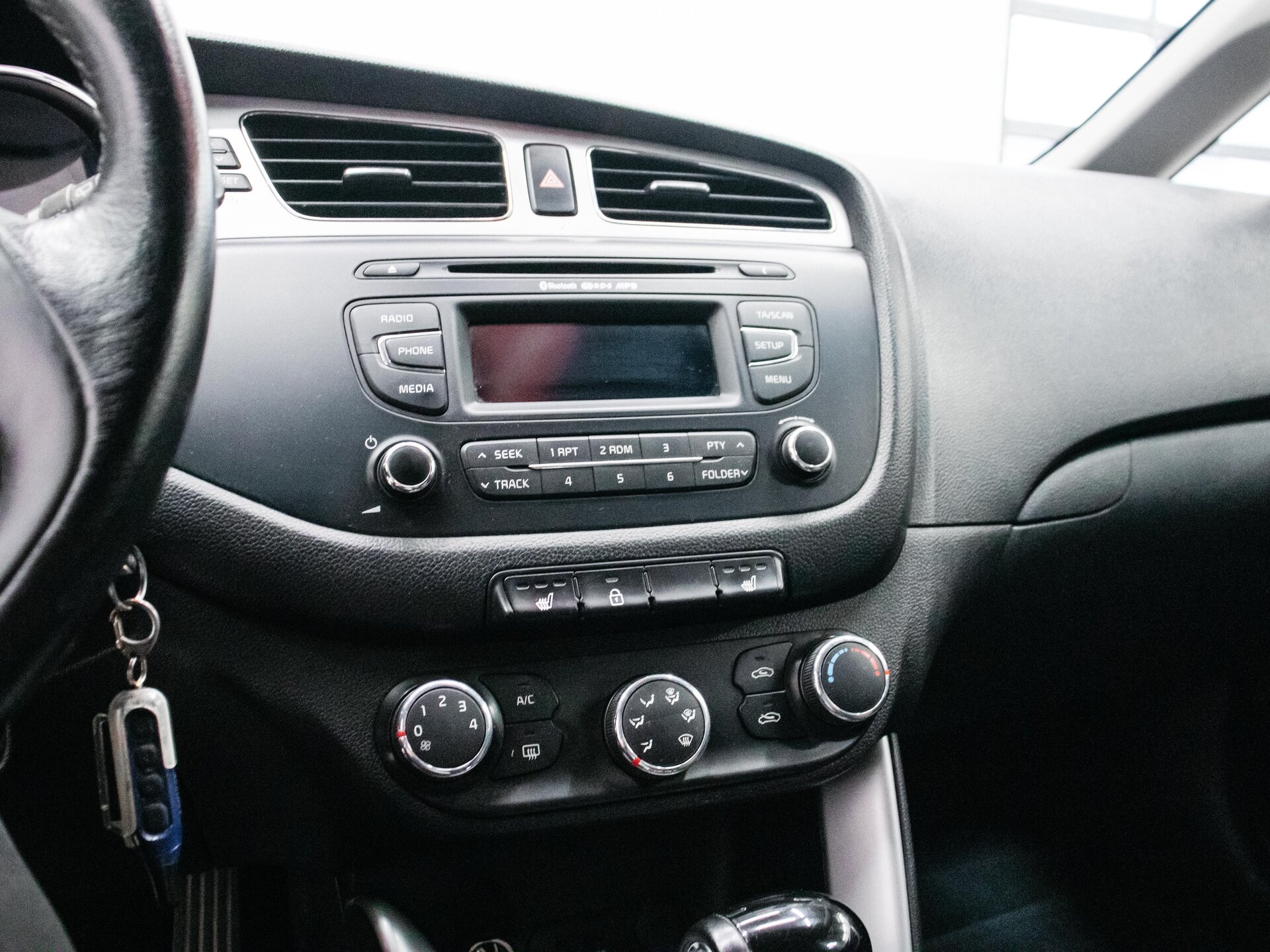 Kia Ceed 2015 22