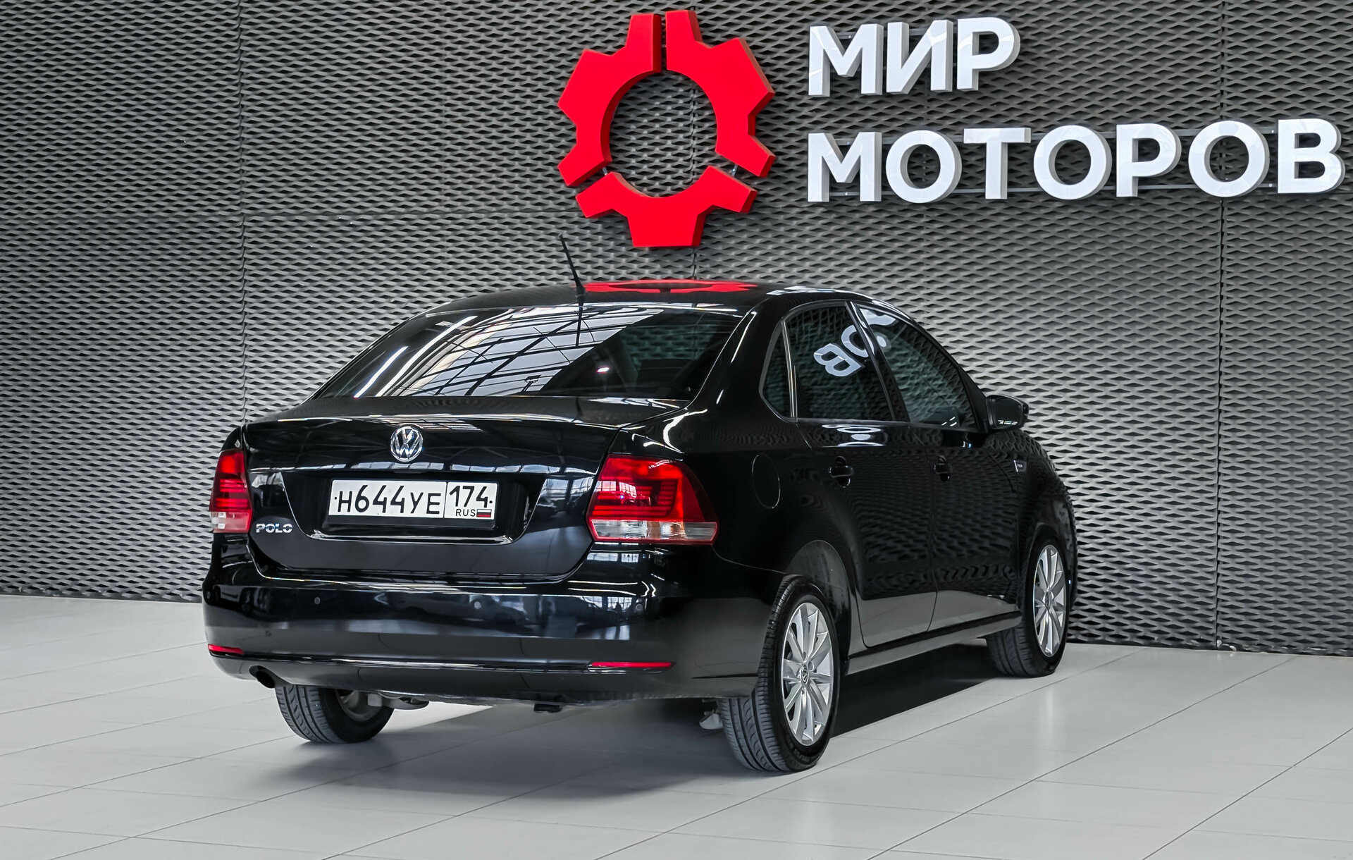 Volkswagen Polo, V Рестайлинг Highline 15-18, 2015, Седан