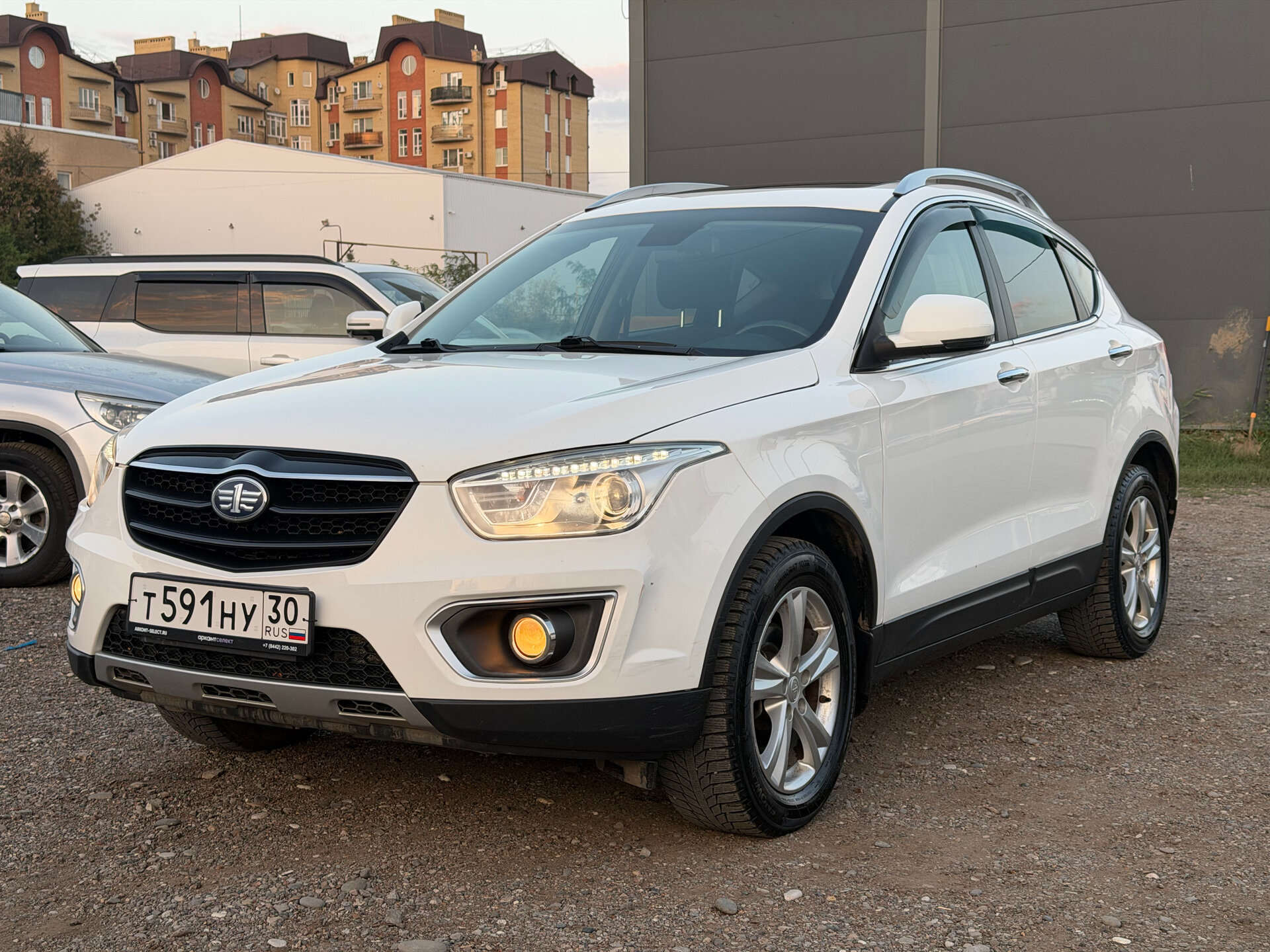 FAW Besturn X80 