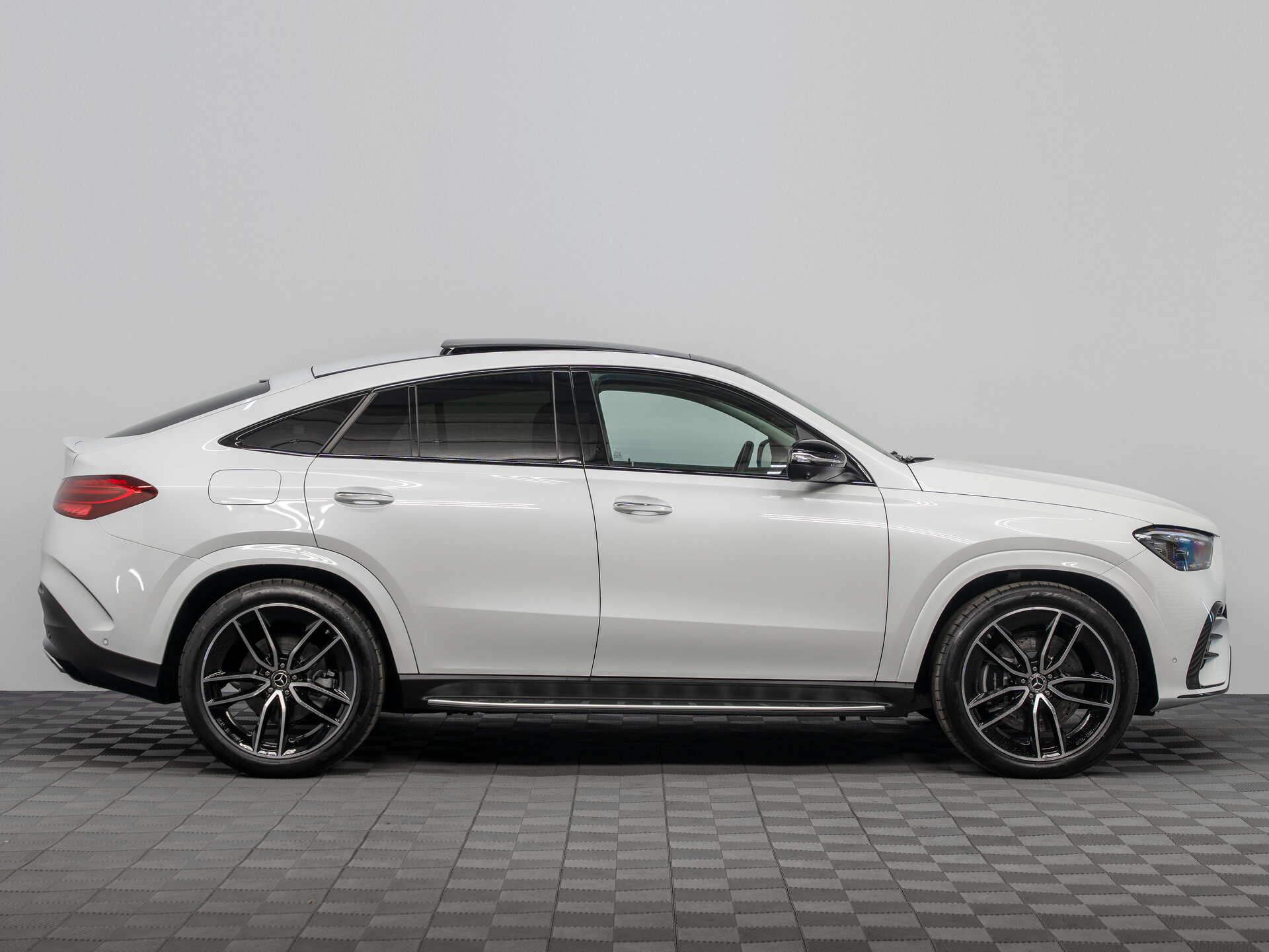 Автомобиль Mercedes-Benz GLE Coupe 450 d 3.0d AT (367 л.с.) 4WD - 8