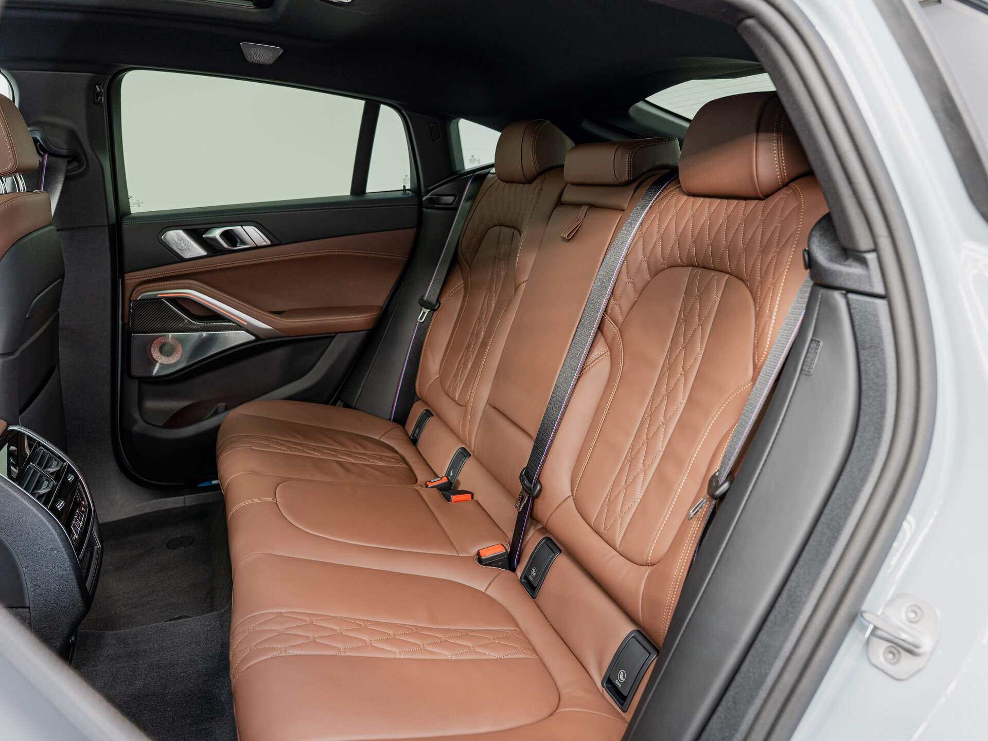 Автомобиль BMW X6 30d 3.0d AT (286 л.с.) 4WD - 18