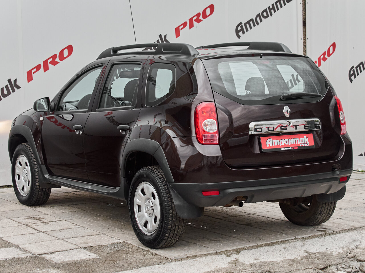 Купить Renault Duster 1.6 MT (102 л.с.), 2014 в Екатеренбурге