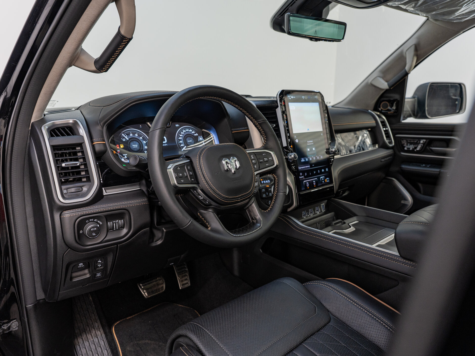 Автомобиль RAM 1500 Crew Cab 3.0 AT (540 л.с.) 4WD - 11