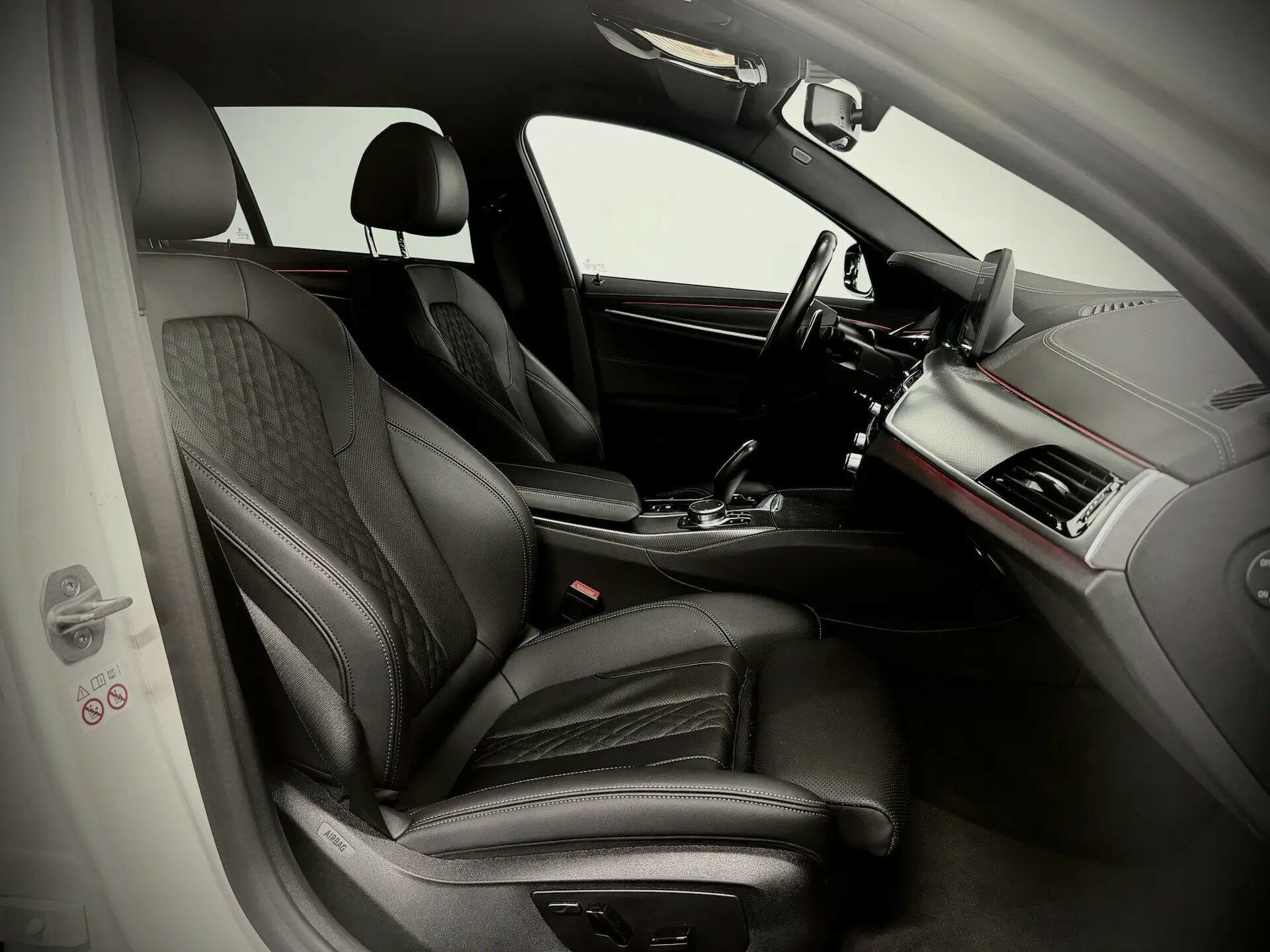 Автомобиль BMW 5 серии 518d 2.0d AT (150 л.с.) - 19