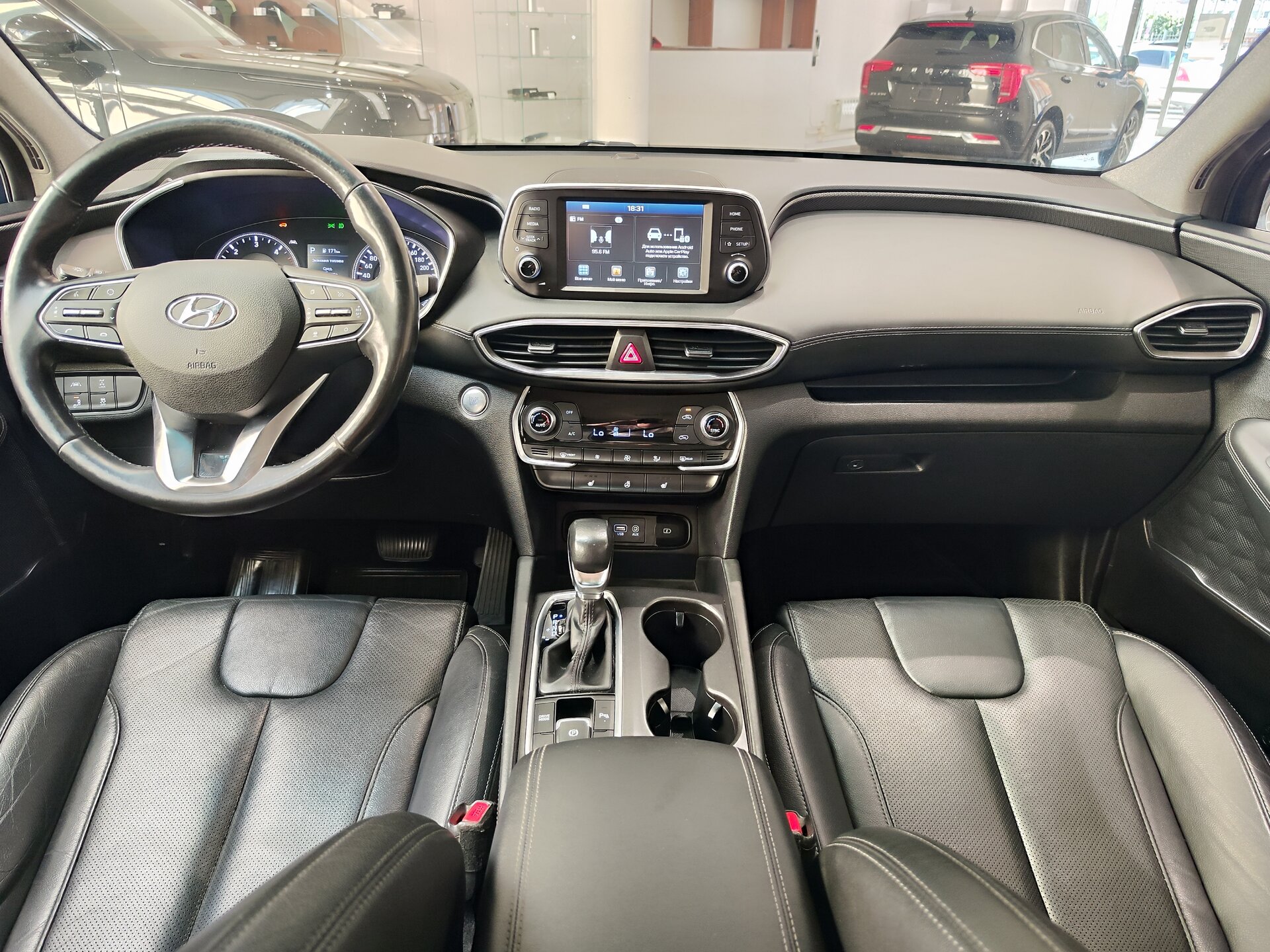 Автомобиль Hyundai Santa Fe 2.2d AT (200 л.с.) 4WD - 14