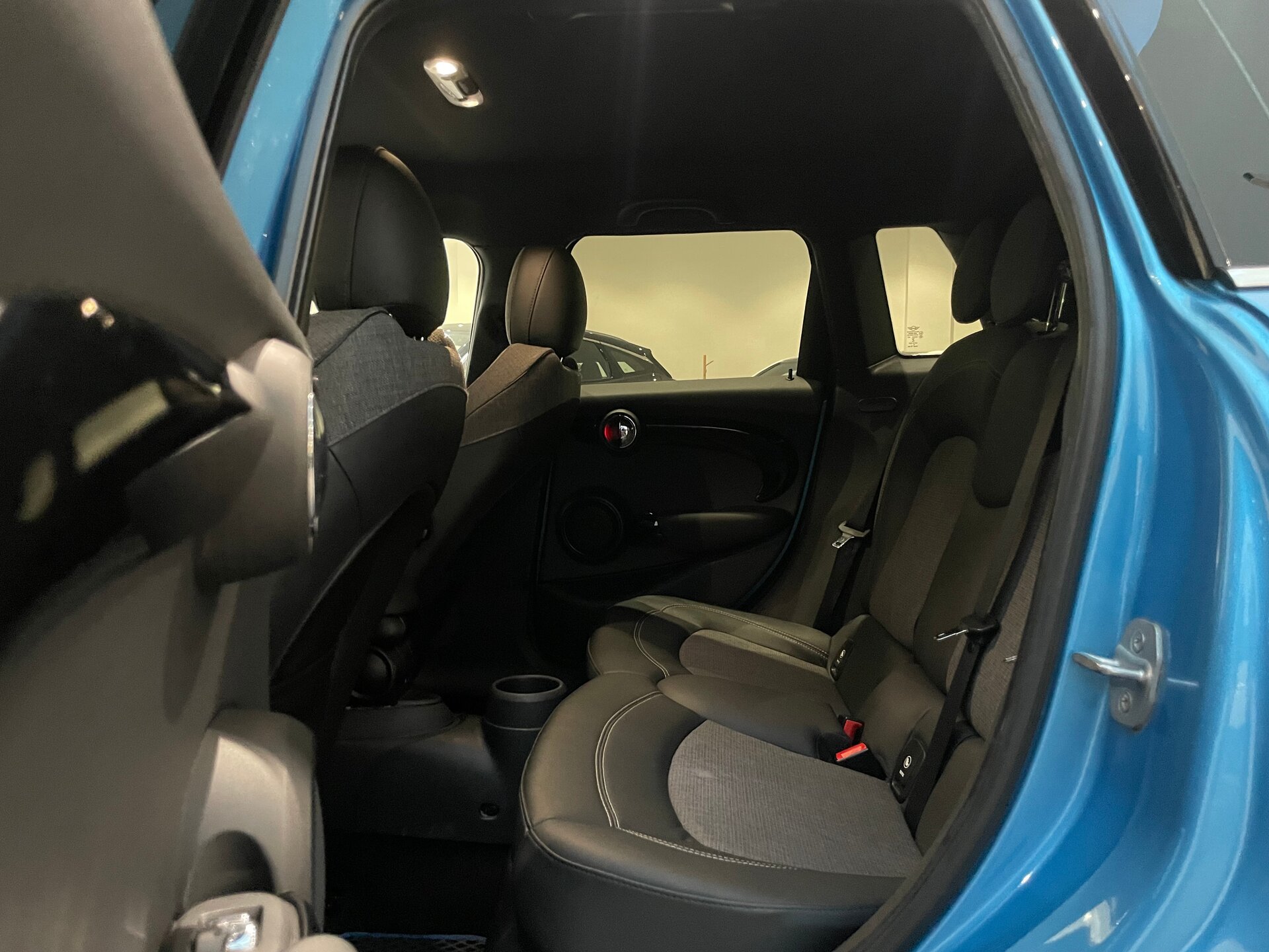 Автомобиль MINI Hatch Cooper S 2.0 AT (192 л.с.) - 9