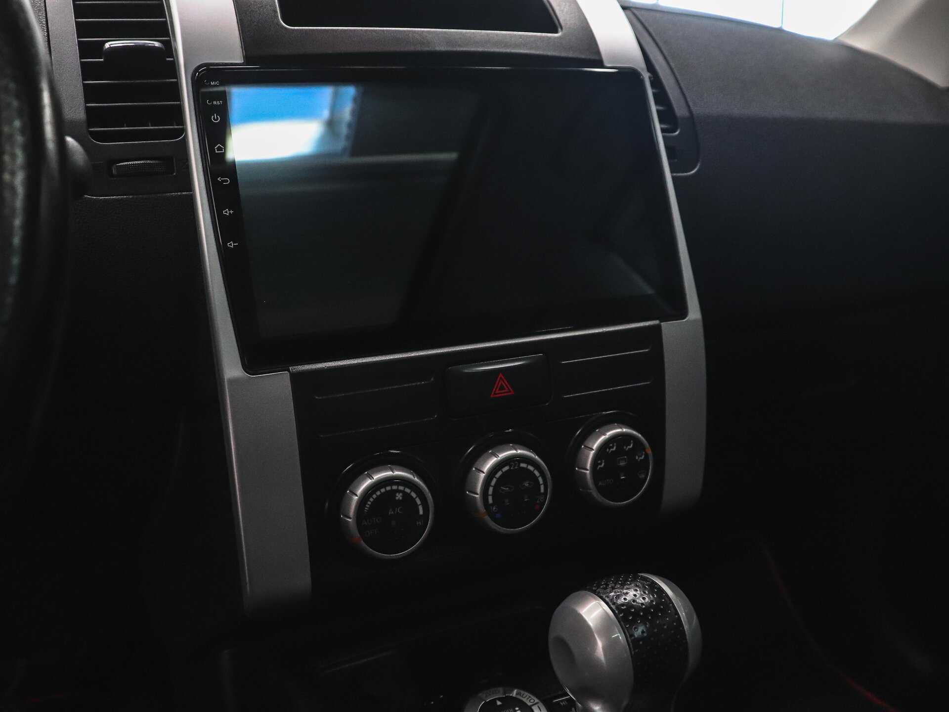 Nissan X-Trail 2011 22