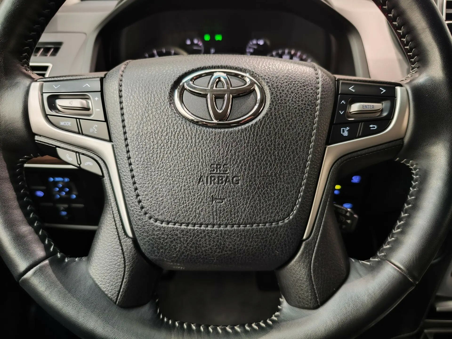 Автомобиль Toyota Land Cruiser Prado 4.0 AT (249 л.с.) 4WD - 17