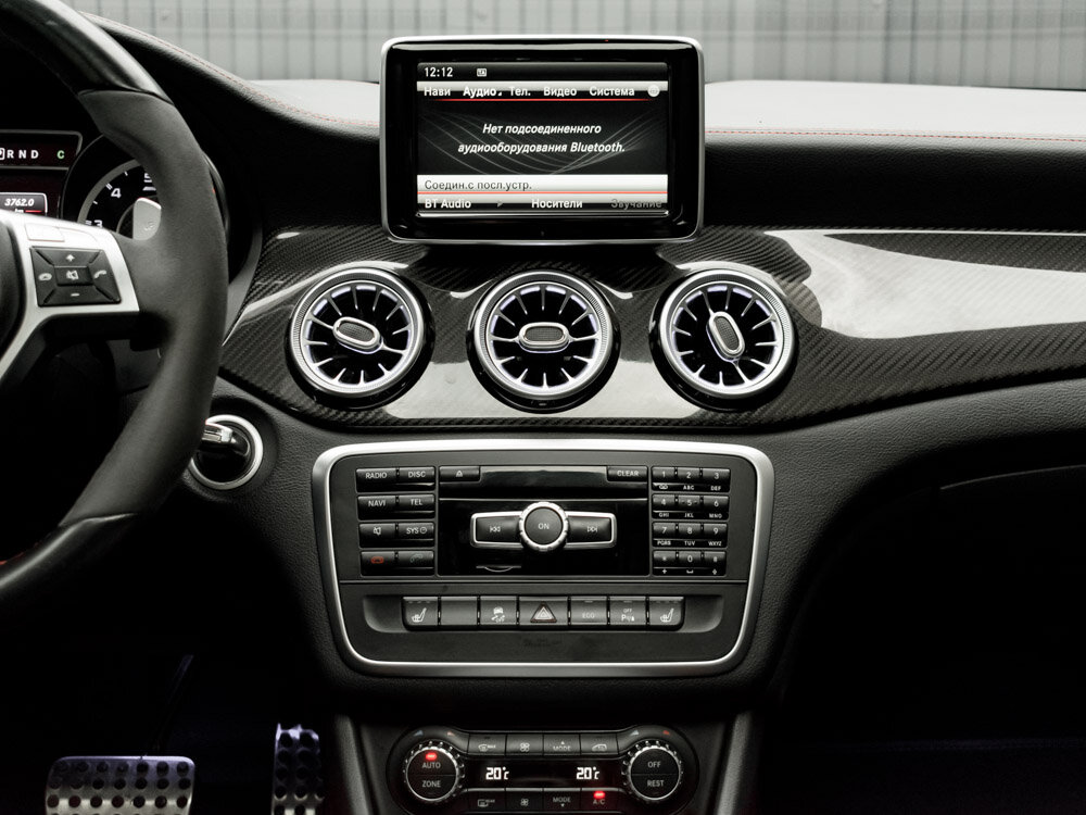 Купить Mercedes-Benz CLA AMG 45 AMG 2.0 AMT (360 л.с.) 4WD, 2014 в Екатеренбурге