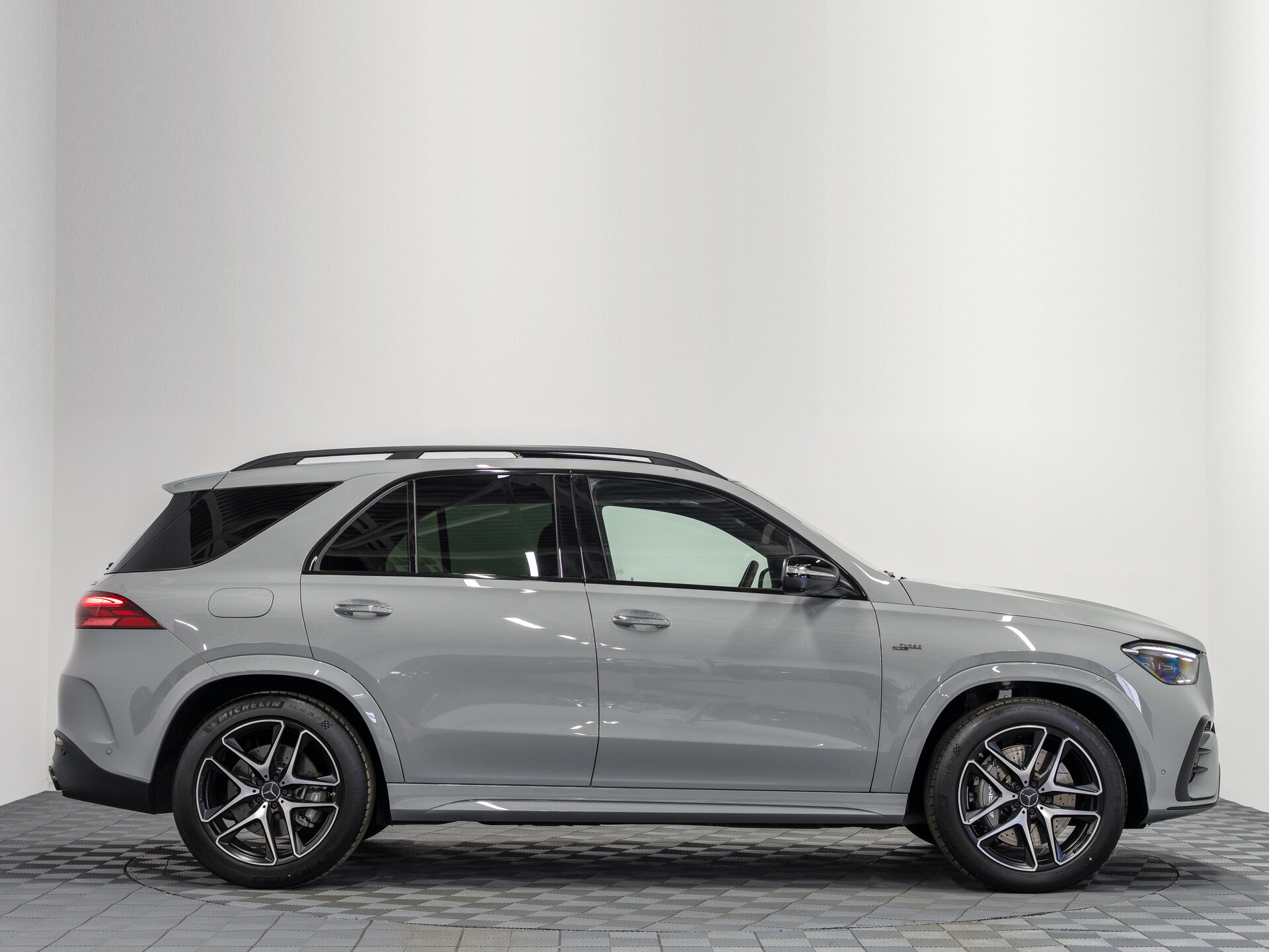 Автомобиль Mercedes-Benz GLE AMG 53 AMG 3.0 AT (435 л.с.) 4WD - 5