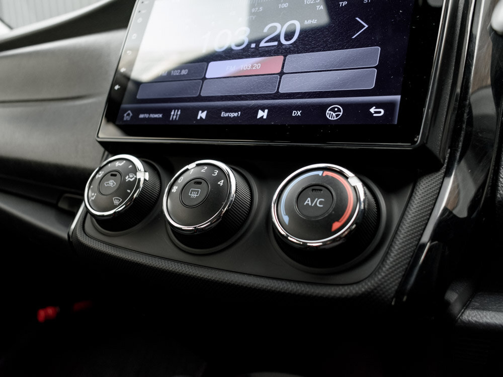 Купить Toyota Corolla Axio 1.5 CVT (103 л.с.) 4WD, 2019 в Екатеренбурге