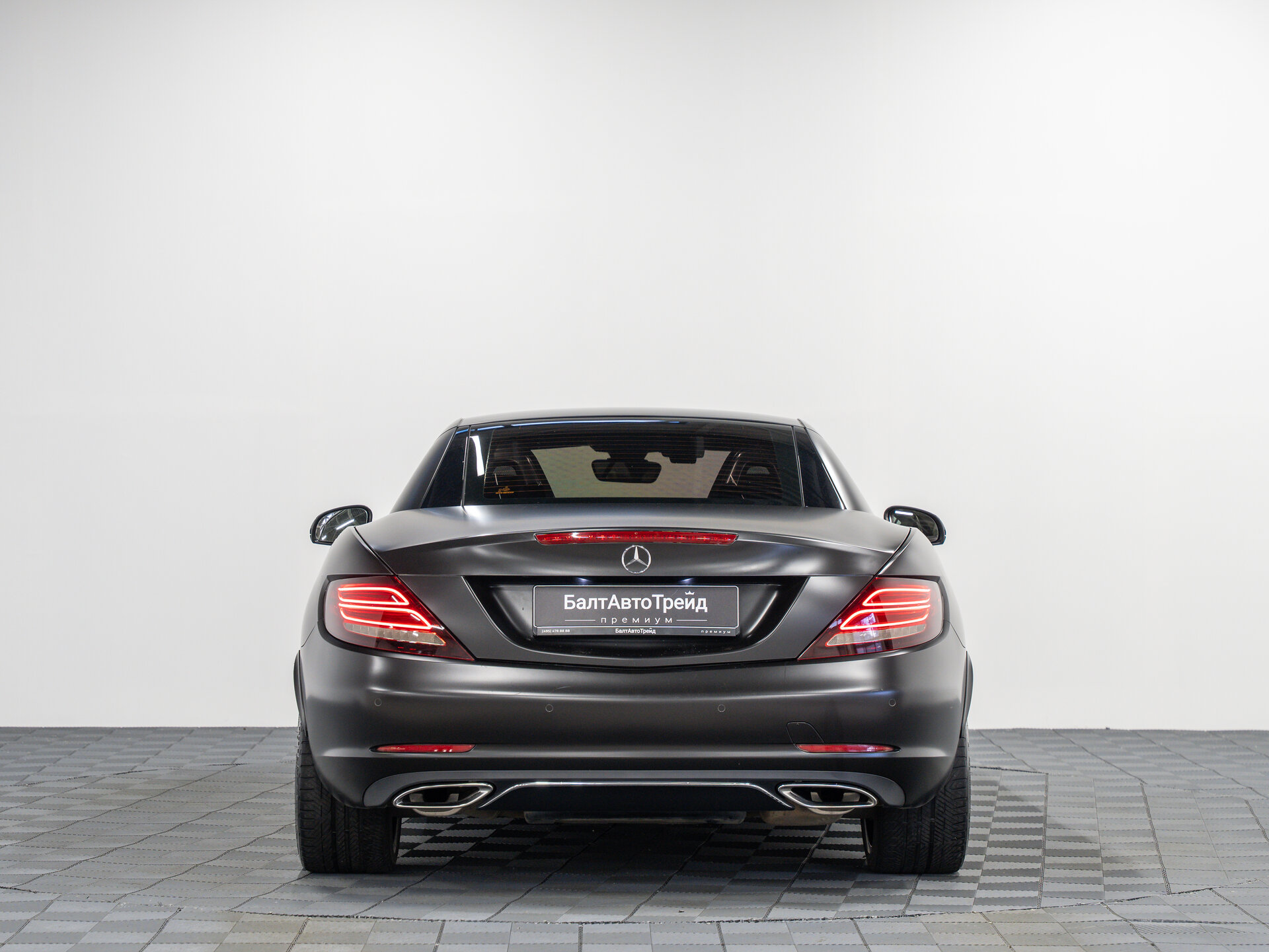 Автомобиль Mercedes-Benz SLC 200 2.0 AT (184 л.с.) - 11