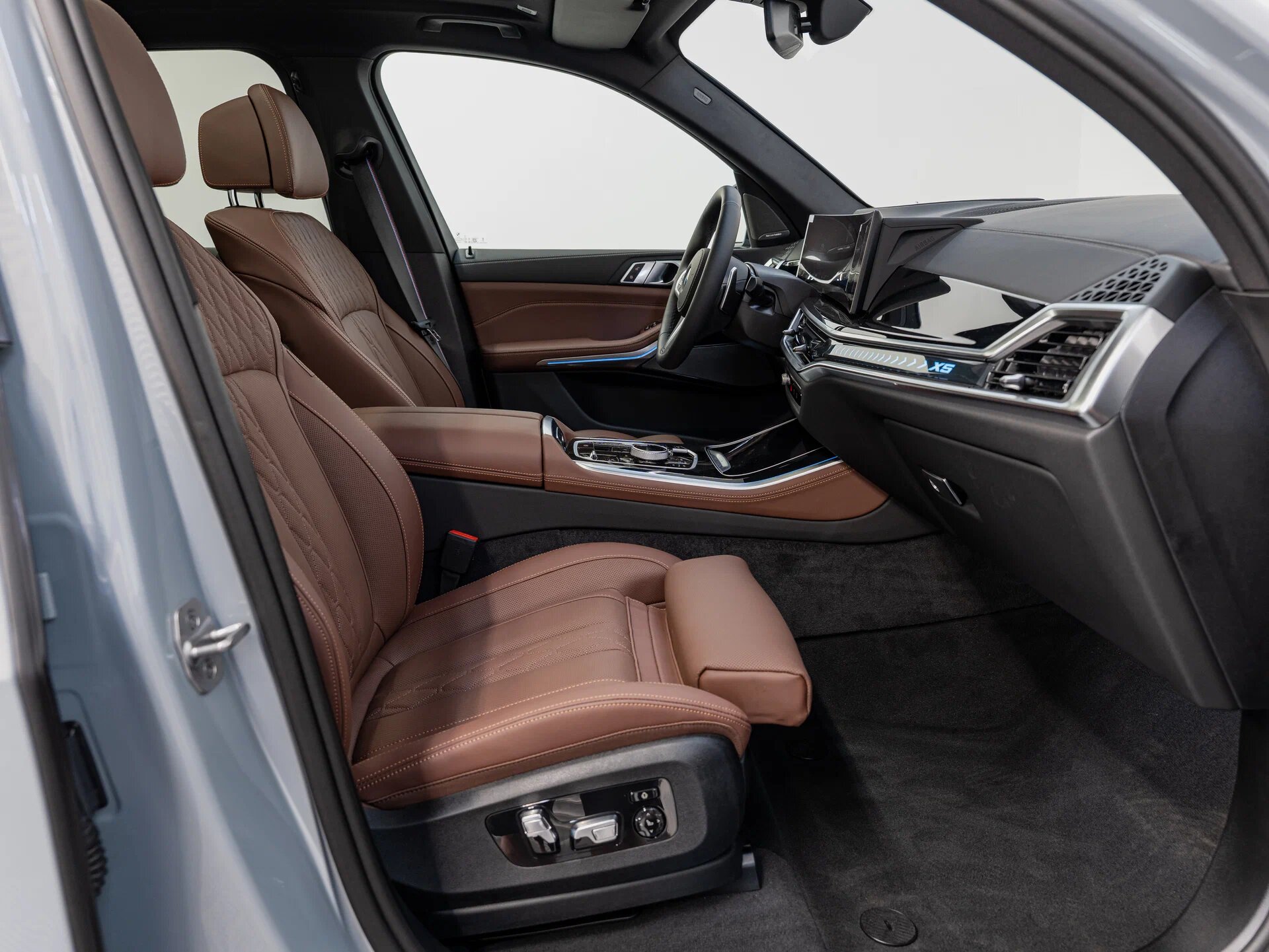 Автомобиль BMW X5 40i 3.0 AT (381 л.с.) 4WD - 10