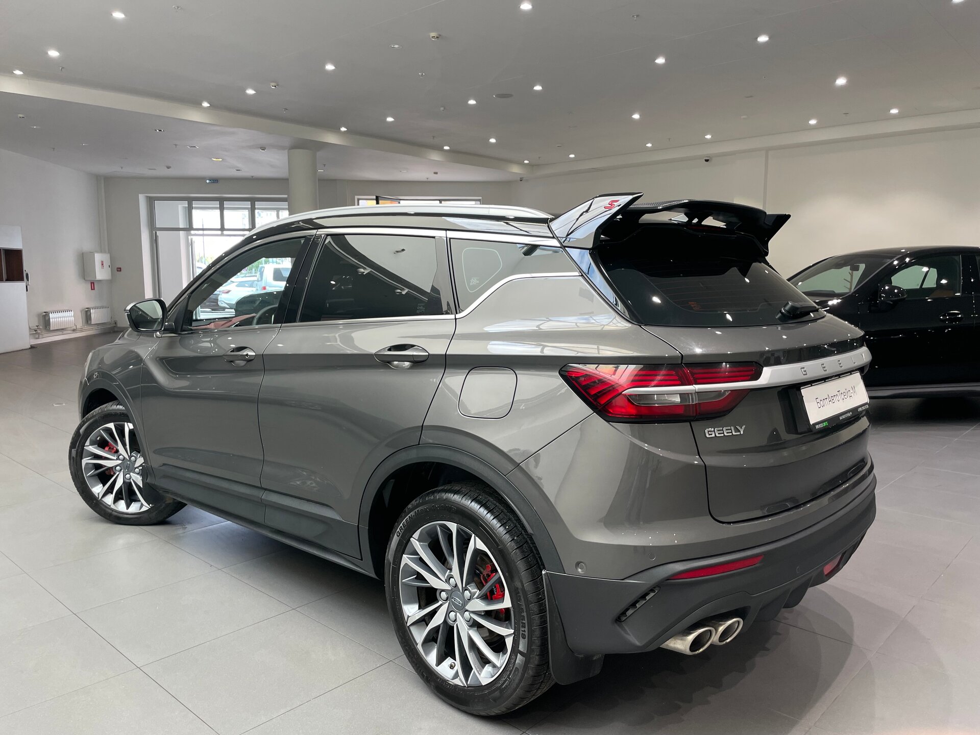 Автомобиль Geely Coolray 1.5 AMT (150 л.с.) - 4