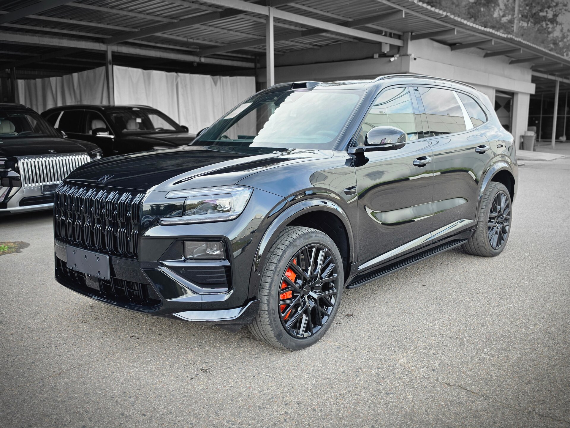 Автомобиль Zeekr 8X Dawn 2.0hyb AT (1401 л.с.) 4WD - 1