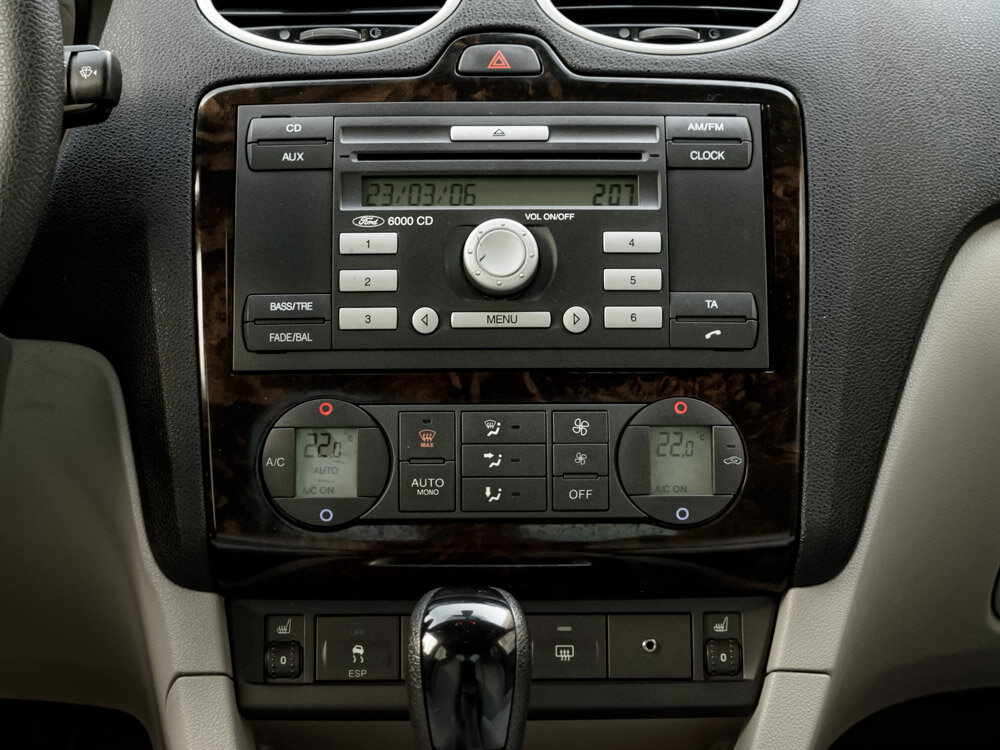 Купить Ford Focus 1.6 AT (100 л.с.), 2006 в Екатеренбурге