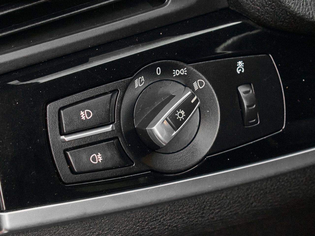 Купить BMW X4 28i 2.0 AT (245 л.с.) 4WD, 2014 в Екатеренбурге