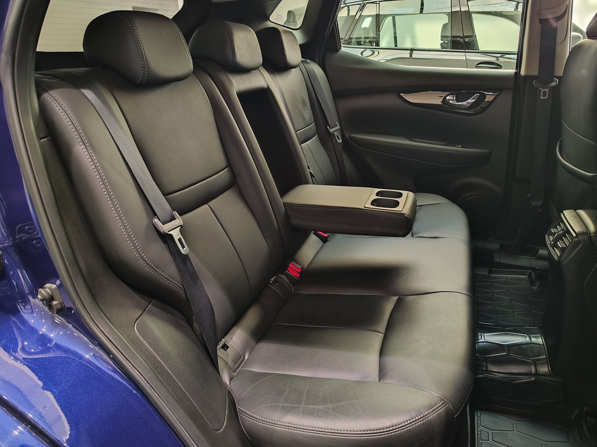 Автомобиль Nissan Qashqai 2.0 CVT (144 л.с.) 4WD - 10