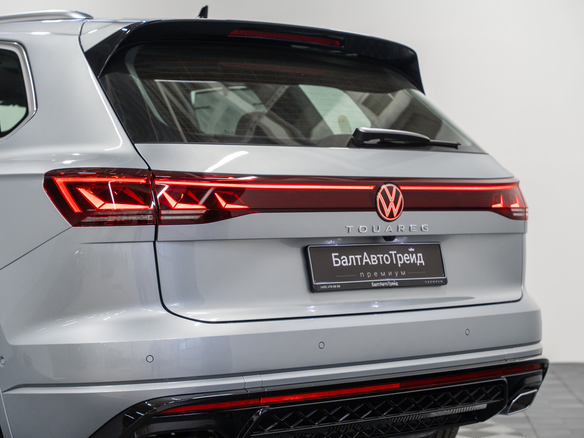 Автомобиль Volkswagen Touareg 3.0d AT (286 л.с.) 4WD - 10