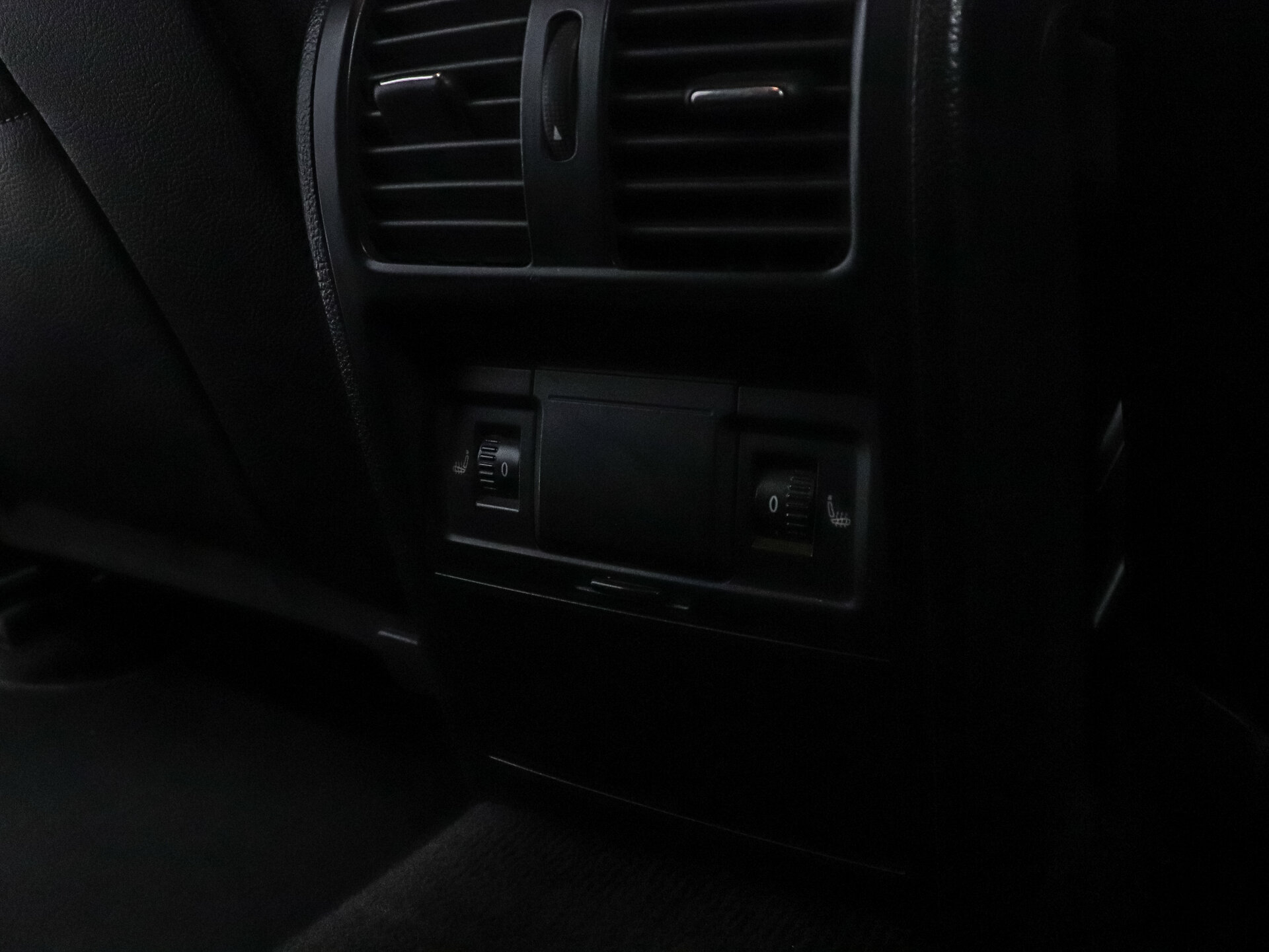 Volkswagen Passat 2012 25