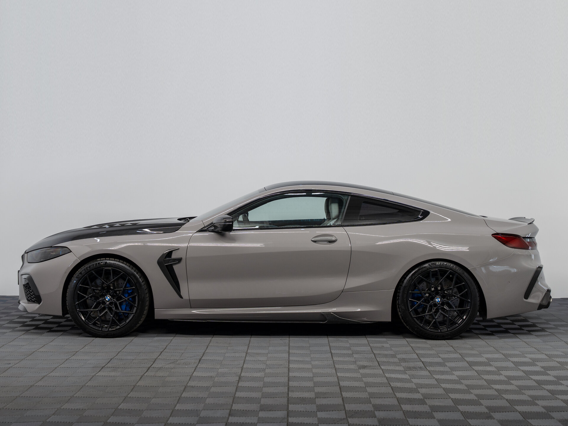 Автомобиль BMW M8 Competition 4.4 AT (625 л.с.) 4WD - 8