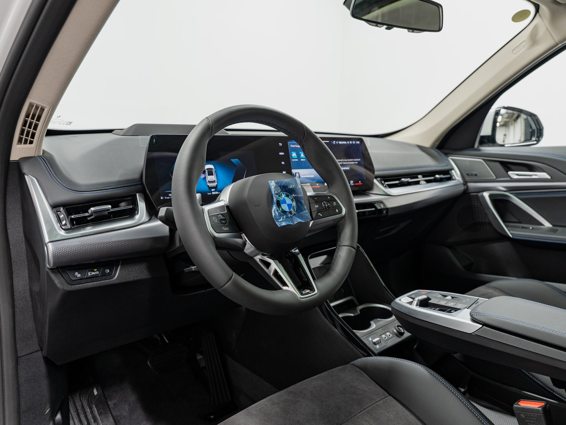 Автомобиль BMW X1 25Li xDrive 2.0 AMT (204 л.с.) 4WD - 12