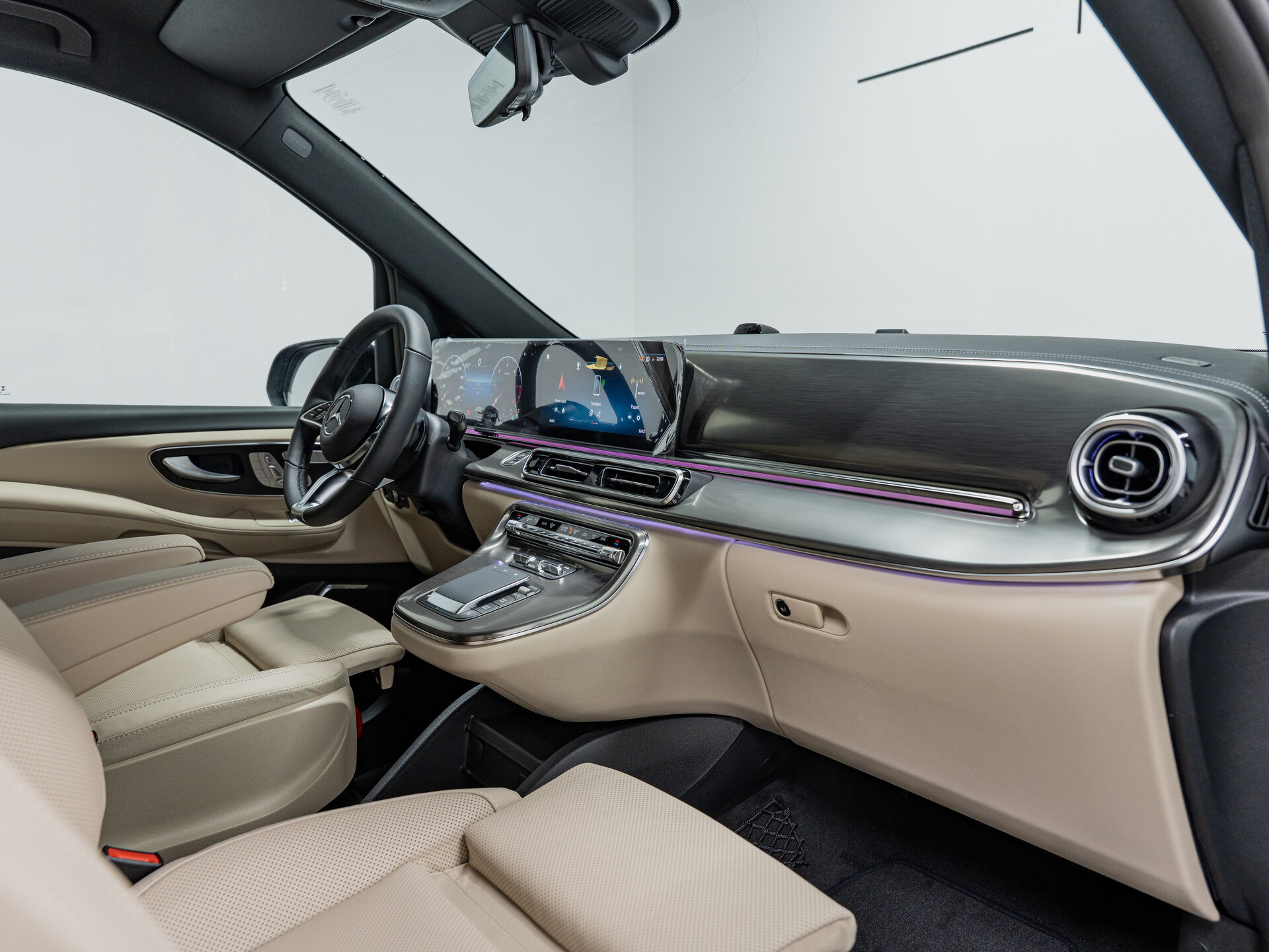 Автомобиль Mercedes-Benz V-Класс 300 d экстра длинный 2.0d AT (237 л.с.) 4WD - 14