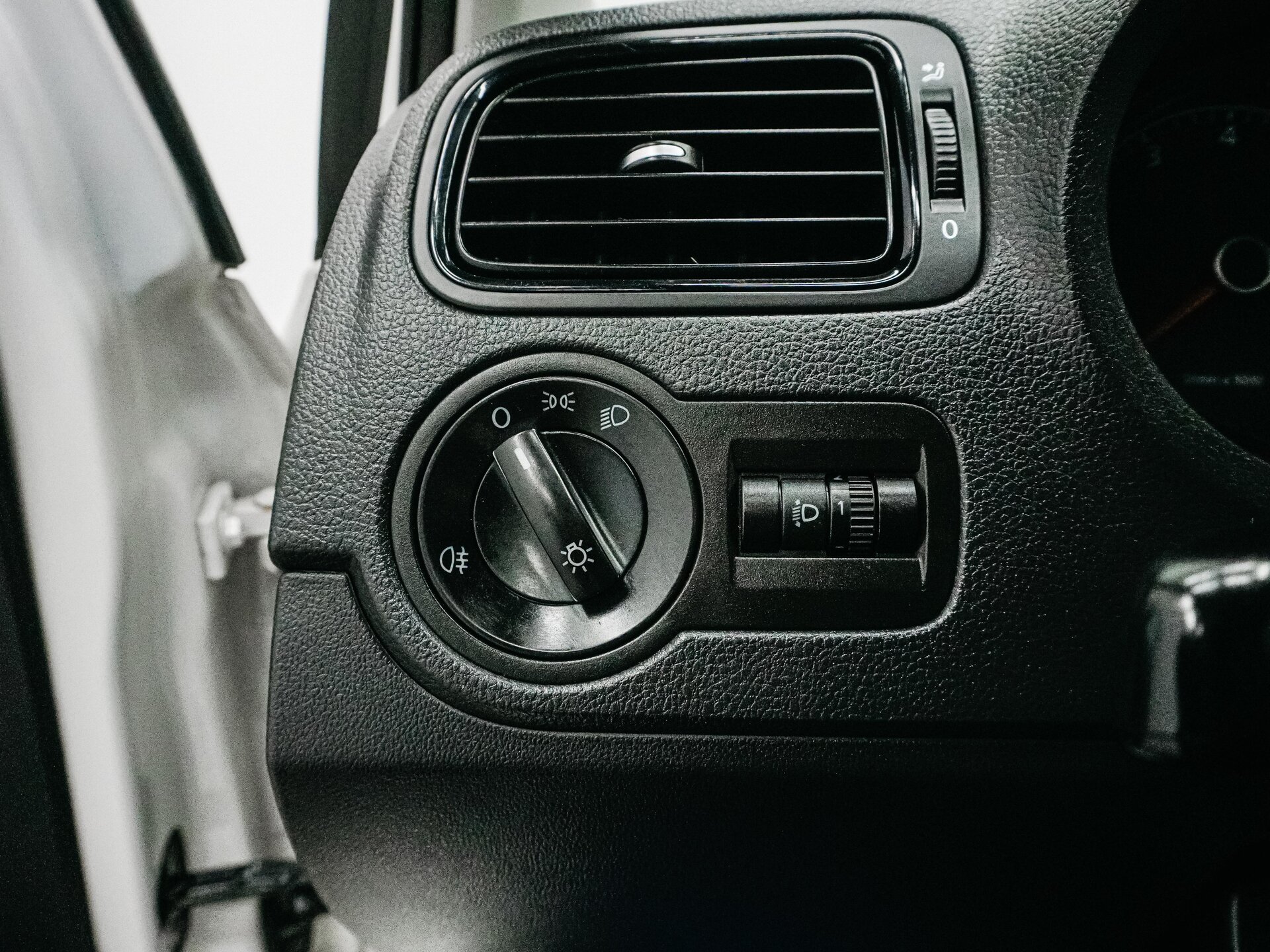 Volkswagen Polo 2011 16