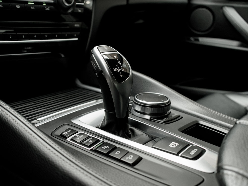 Купить BMW X6 40d 3.0d AT (313 л.с.) 4WD, 2018 в Екатеренбурге