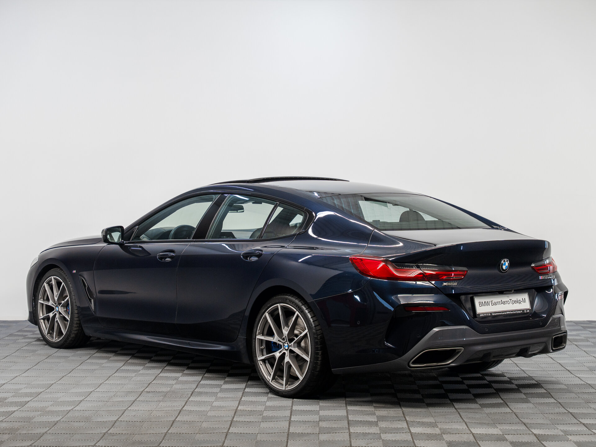 Автомобиль BMW 8 серии M850i xDrive 4.4 AT (530 л.с.) 4WD - 7