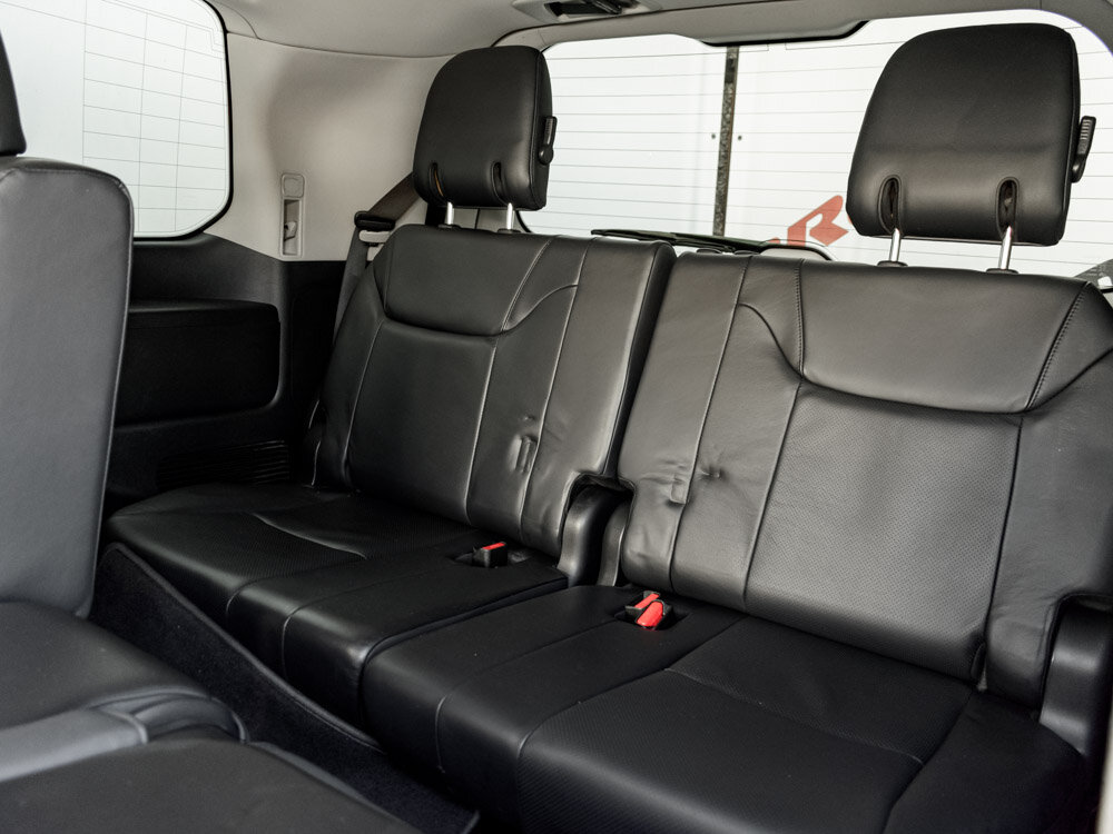 Купить Lexus LX 570 5.7 AT (367 л.с.) 4WD, 2011 в Екатеренбурге