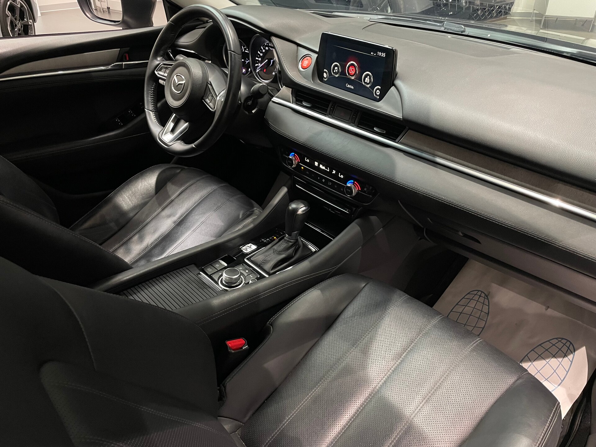 Автомобиль Mazda 6 2.0 AT (150 л.с.) - 11