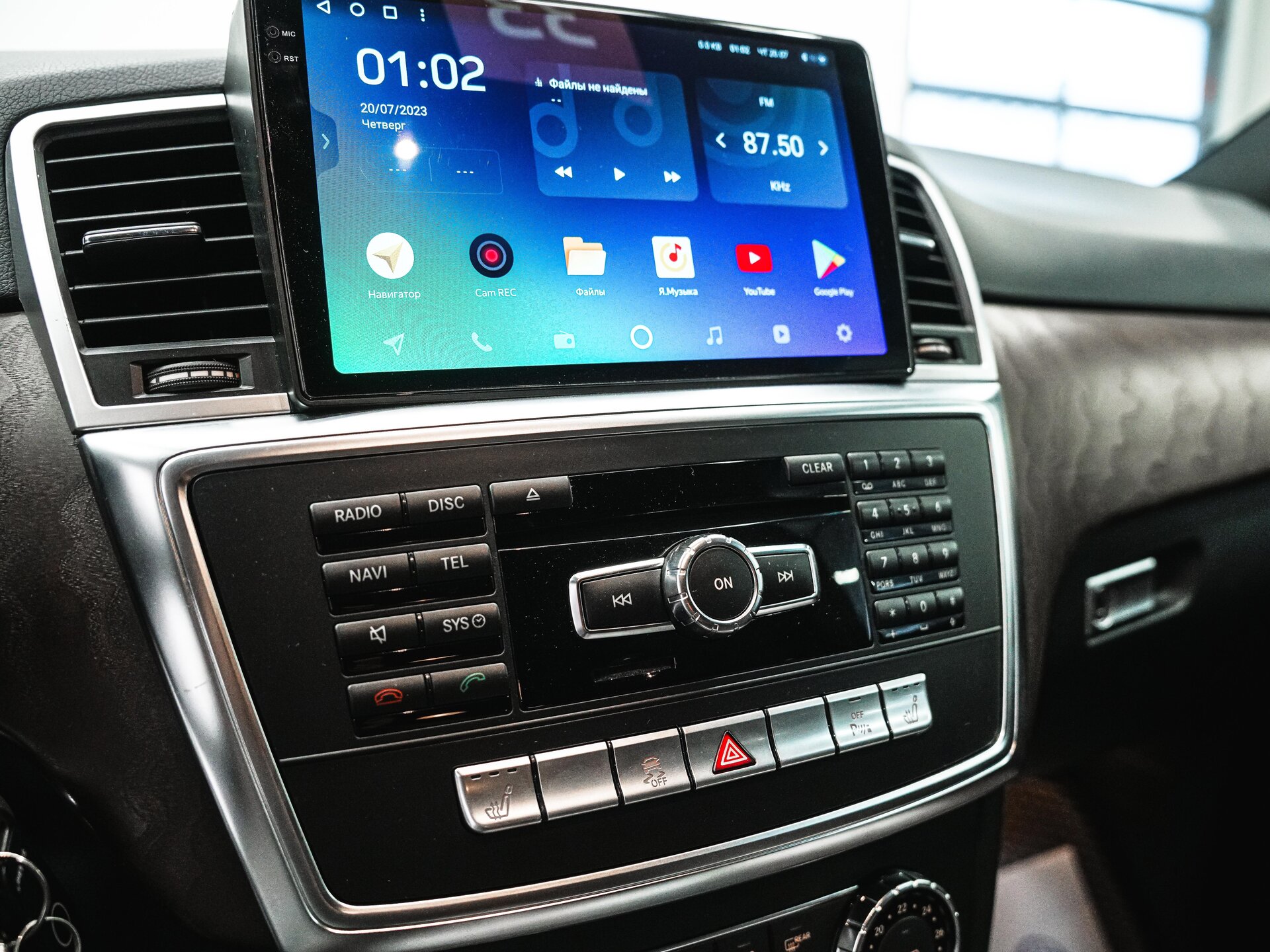 Mercedes-Benz M-Класс 2012 21