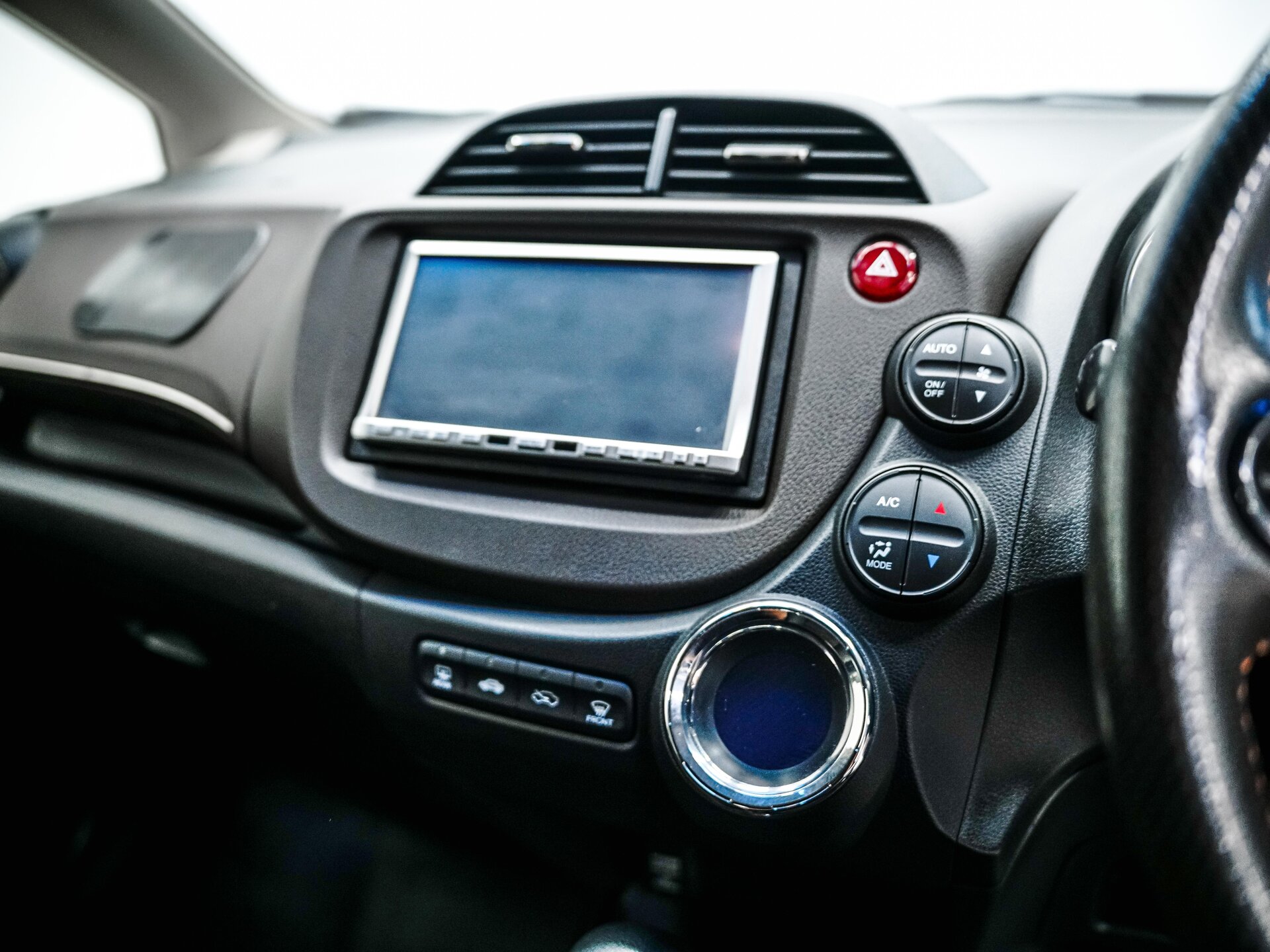 Honda Fit Shuttle 2012 20