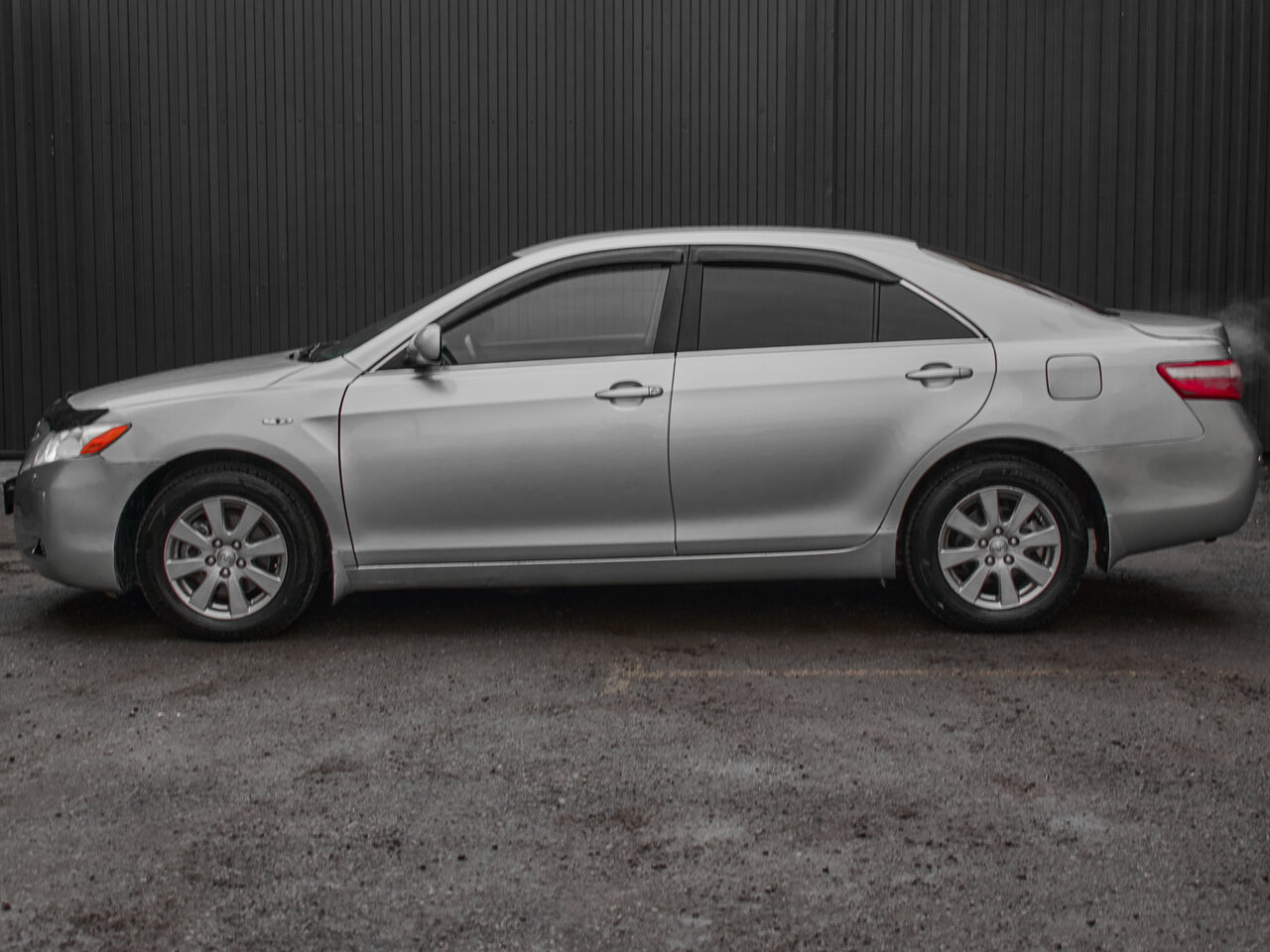 Купить Toyota Camry 2.4 AT (167 л.с.), 2006 в Екатеренбурге