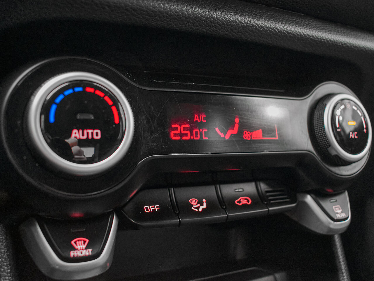 Купить Kia Morning 1.0 AT (76 л.с.), 2019 в Екатеренбурге
