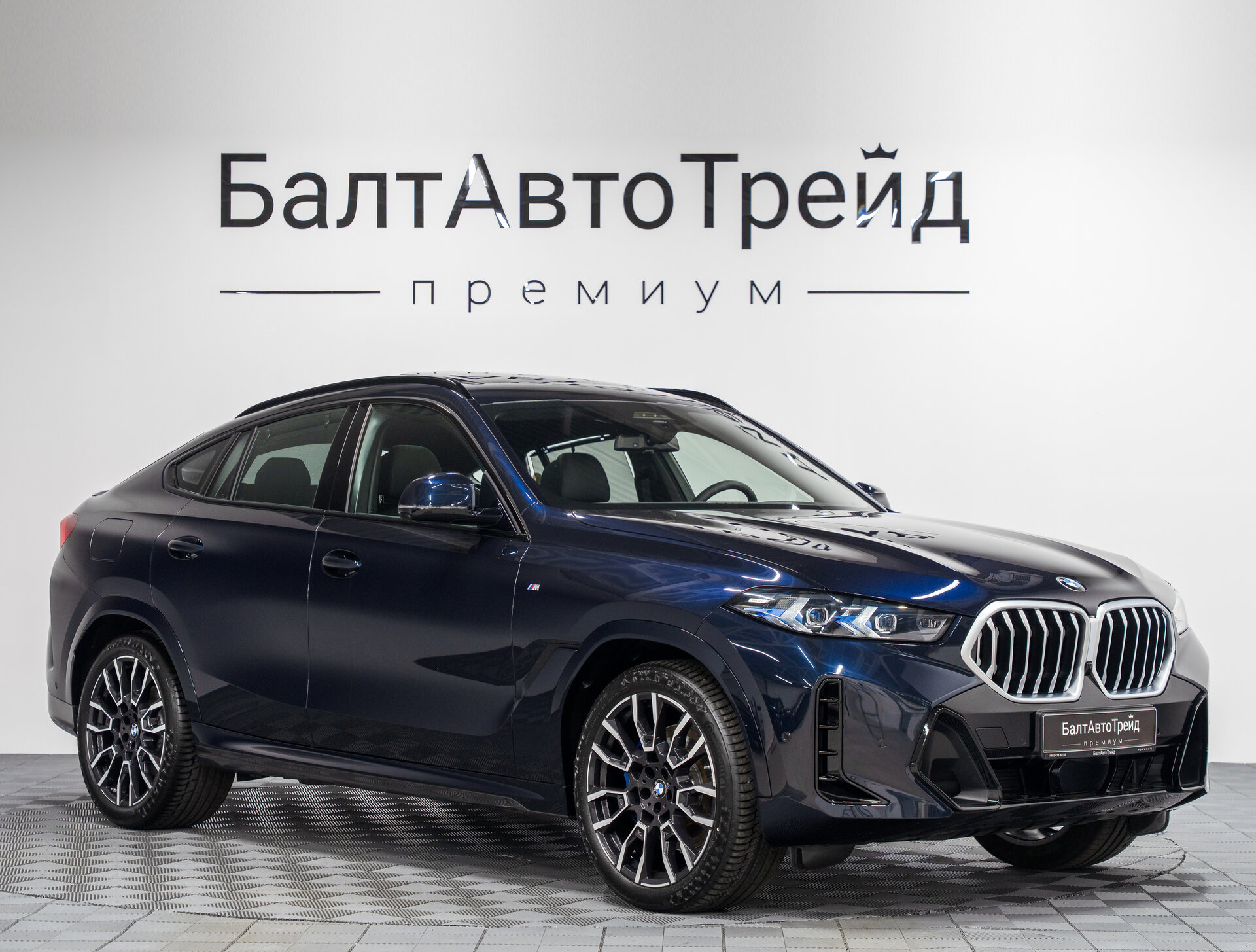 Автомобиль BMW X6 40i 3.0 AT (381 л.с.) 4WD - 5