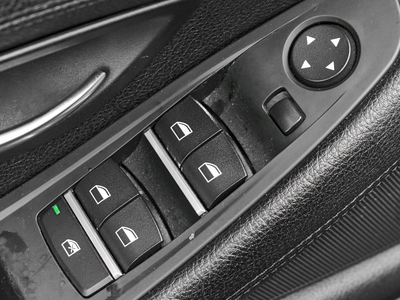 Купить BMW 5 серии 520d 2.0d AT (184 л.с.), 2013 в Екатеренбурге