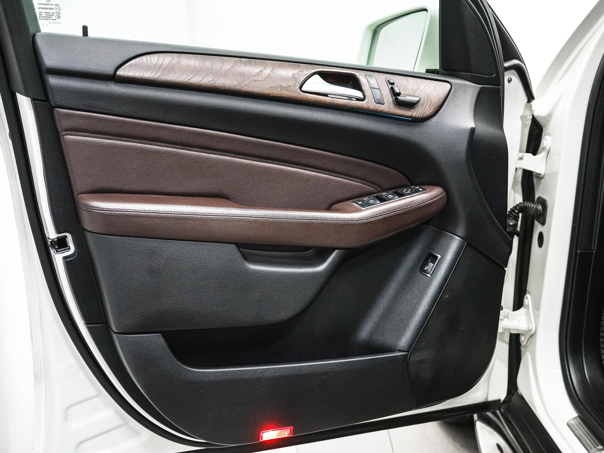 Mercedes-Benz M-Класс 2012 9