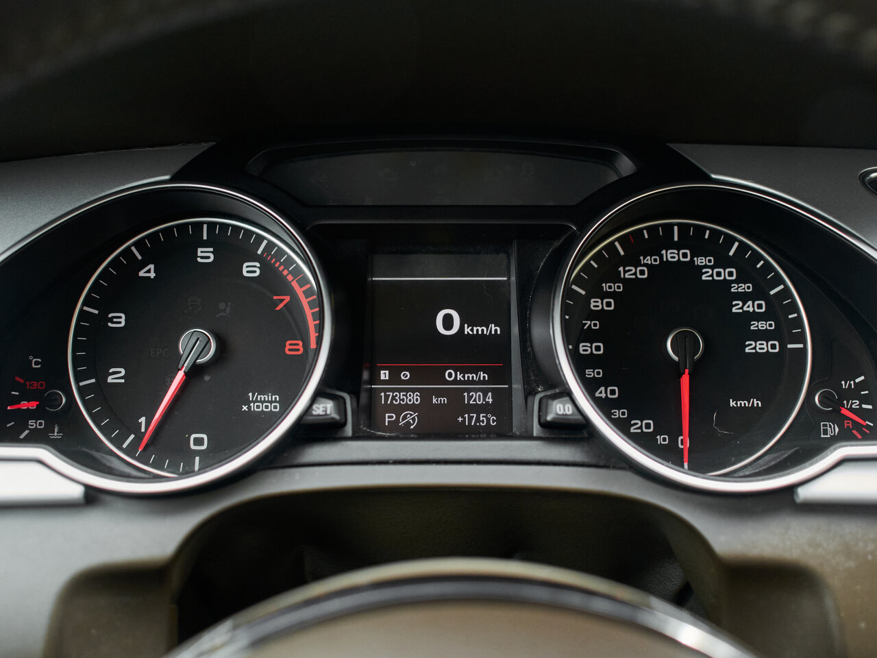 Купить Audi A5 2.0 AMT (230 л.с.) 4WD, 2016 в Екатеренбурге
